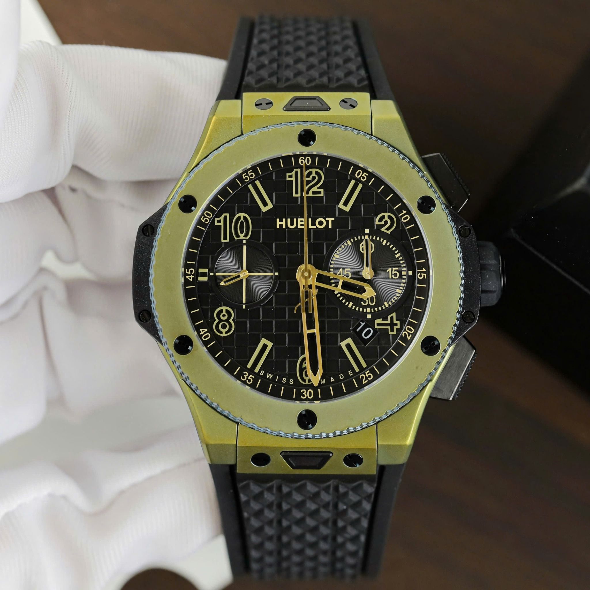 Đồng hồ HUBLOT BIG BANG 20TH 43 MM