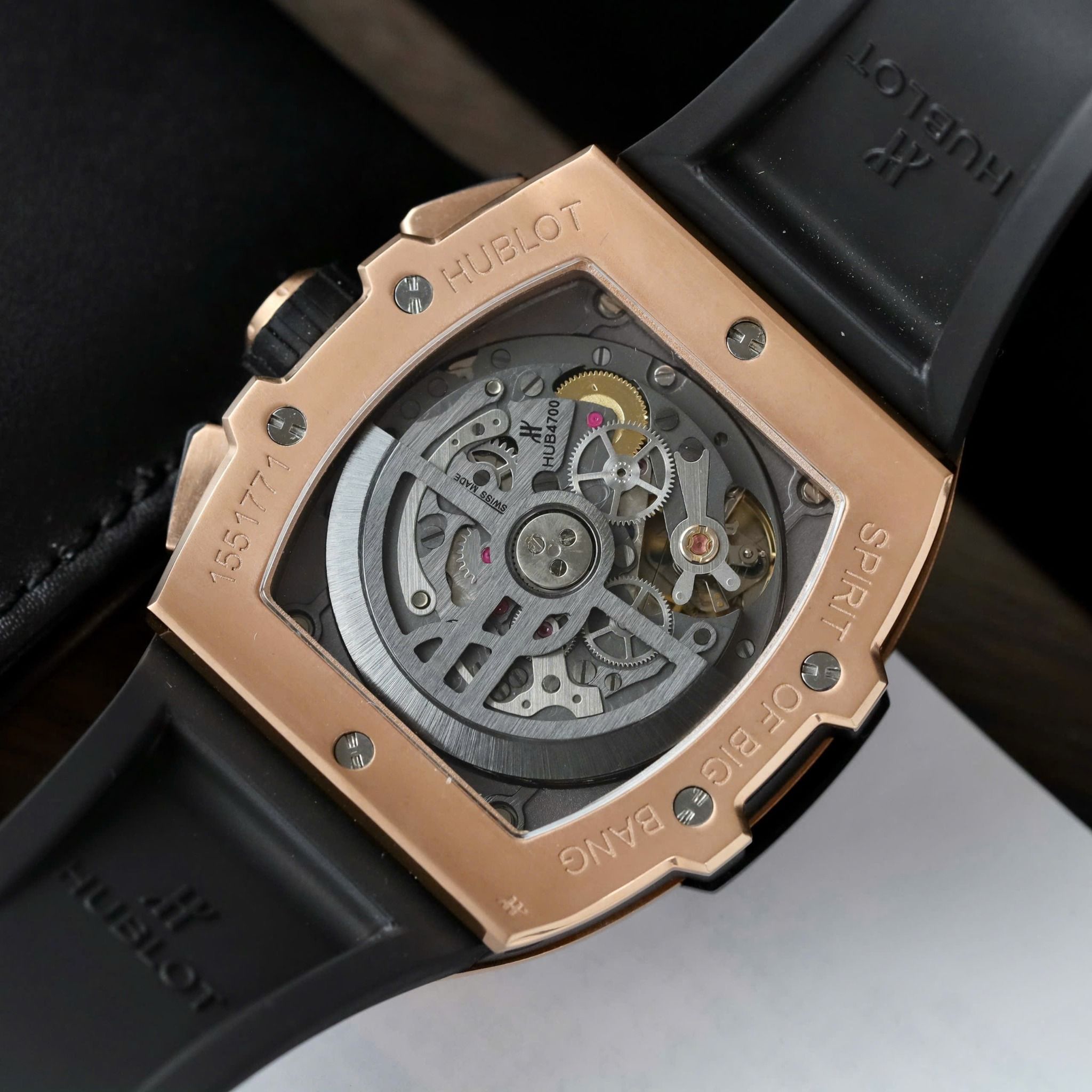 Đồng hồ HUBLOT SPIRIT OF BIG BANG 42 MM