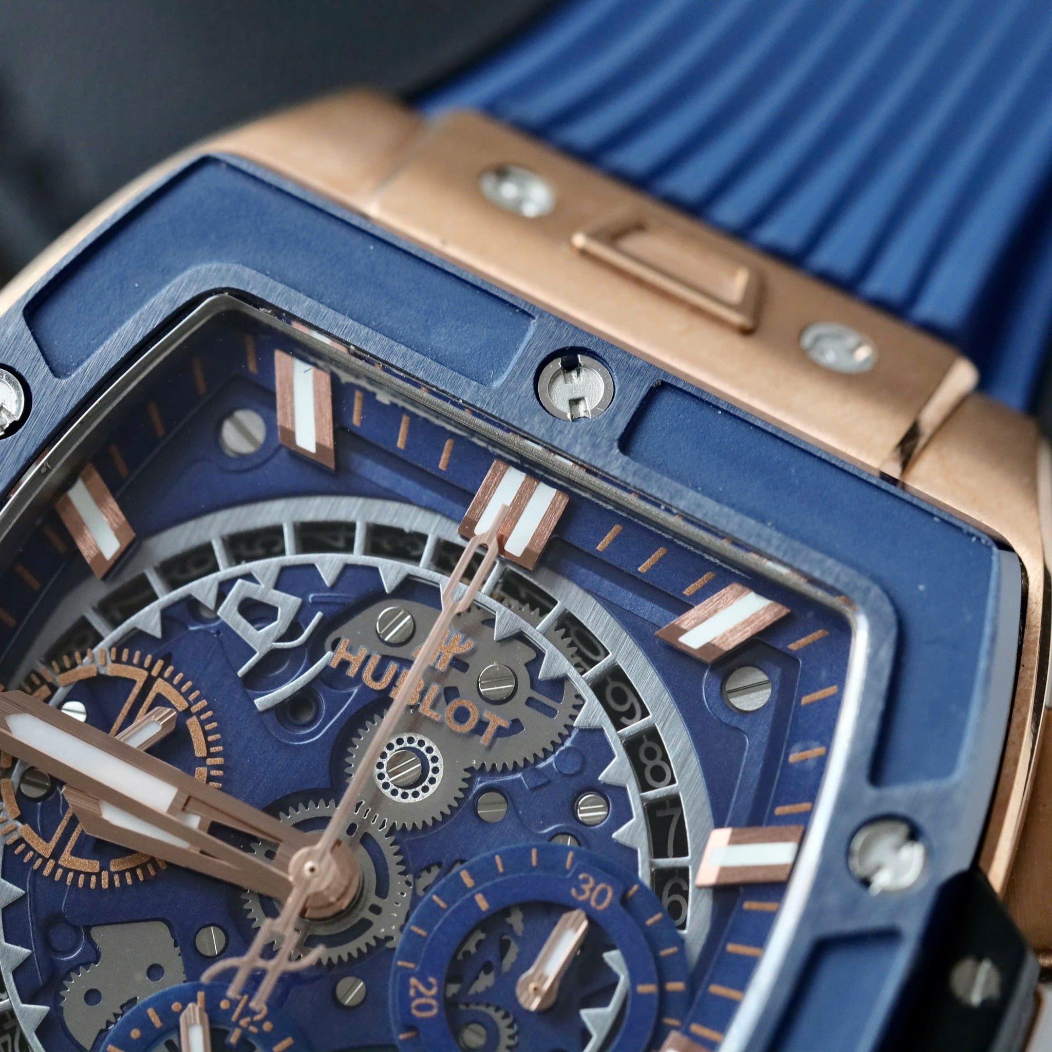 Đồng hồ HUBLOT SPIRIT OF BIG BANG 42 MM