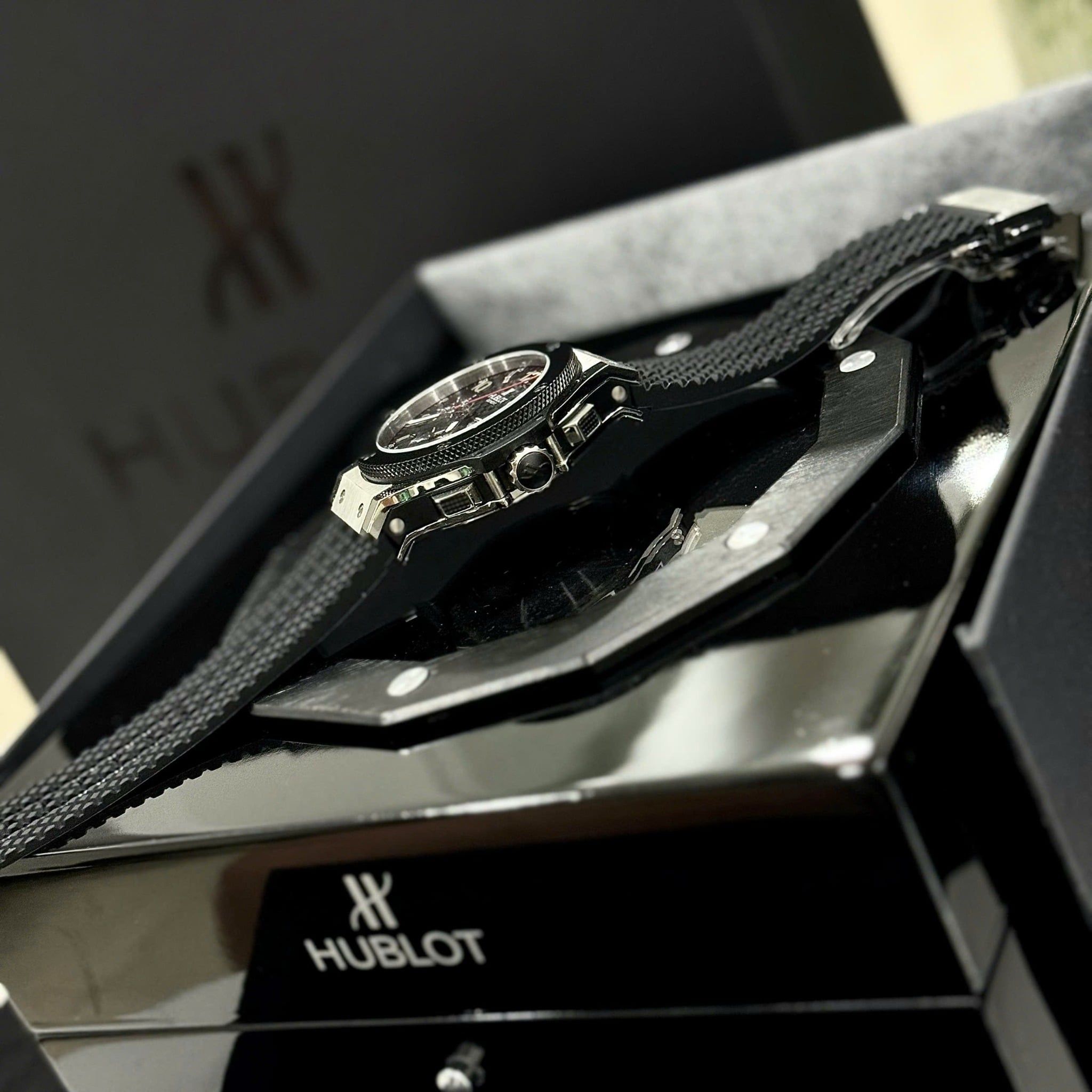 ĐỒNG HỒ HUBLOT BIG BANG 42 MM