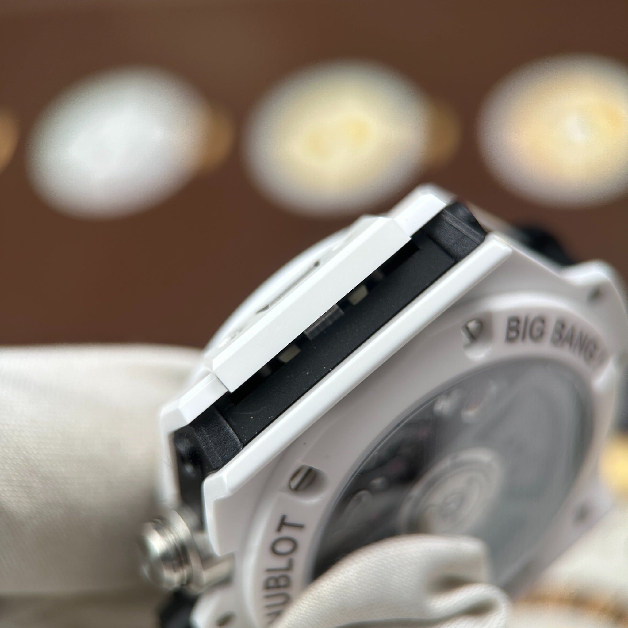 Đồng hồ Hublot Big Bang Unico White Ceramic 421.HX.1170.RX