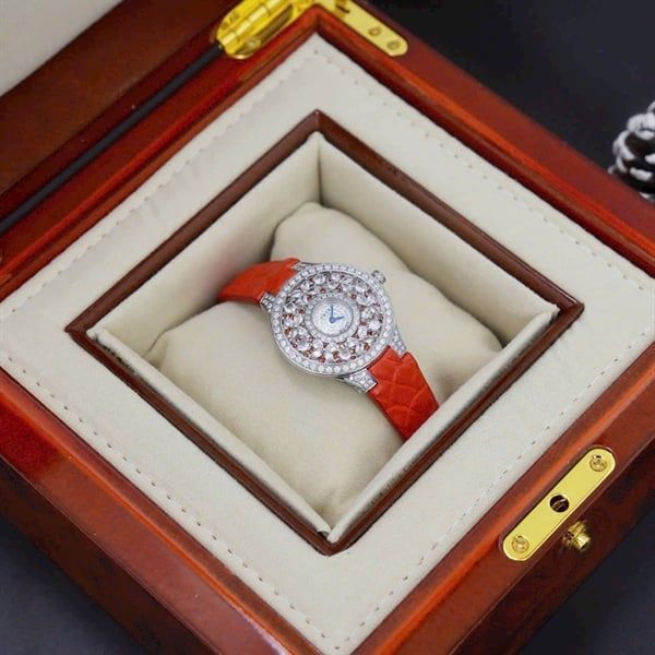 Graff Classic Butterfly Red
