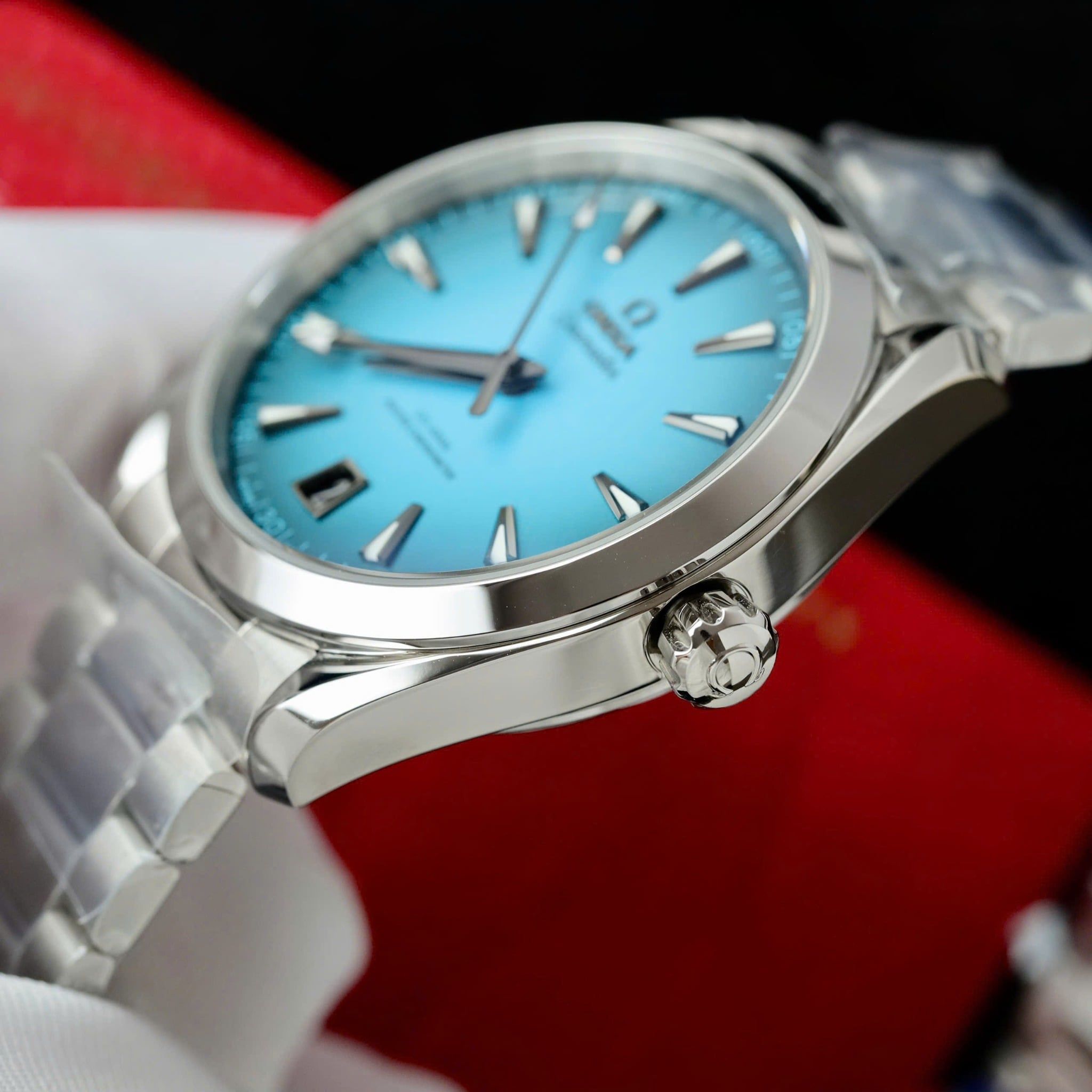 Đồng hồ Omega Seamaster Aqua Terra 150M mặt xanh ngọc lam