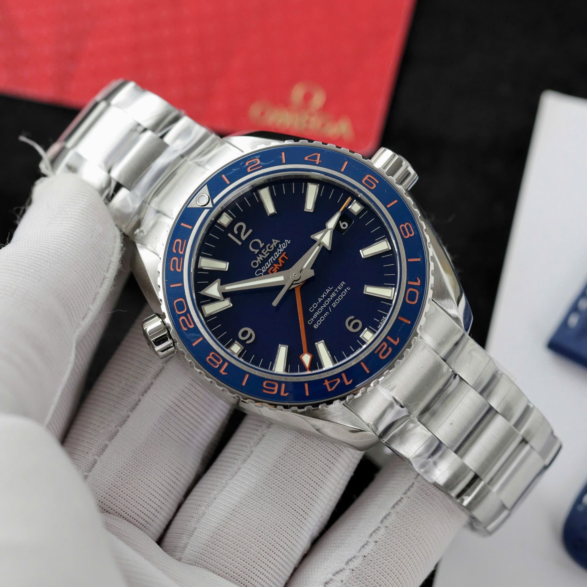 Đồng hồ OMEGA SEAMASTER 43 MM