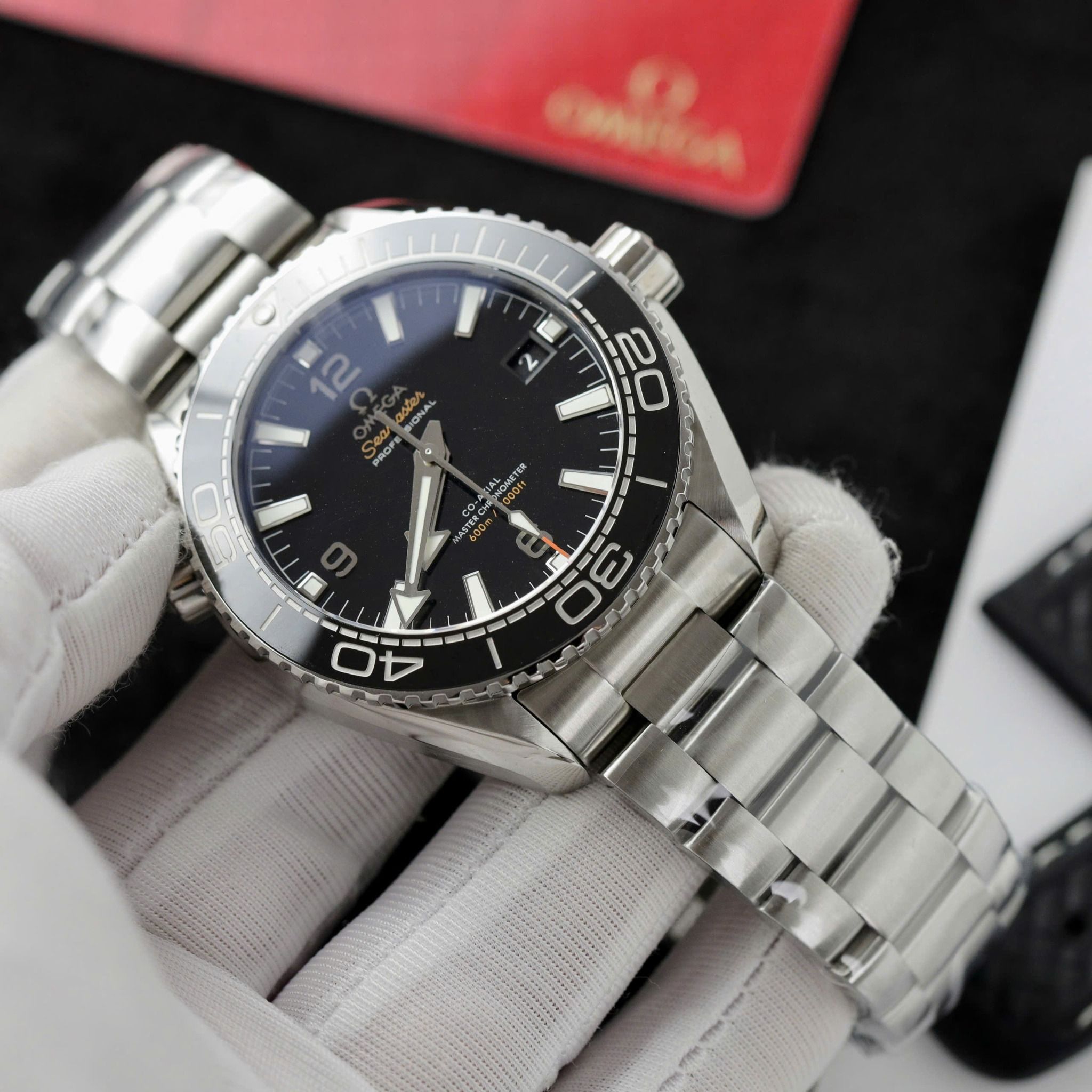 Đồng hồ Omega Planet Ocean 600m 215.30.44.21.01.001 Co‑Axial 43.5