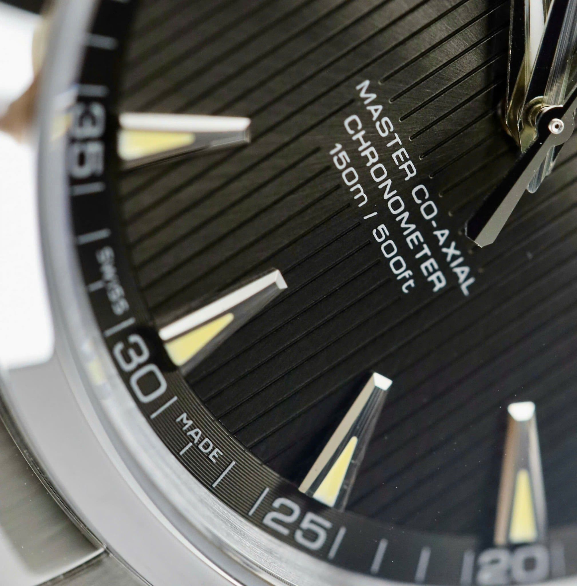 Đồng Hồ Nam Omega Aqua Terra Master Chronometer 8900 Black Dial 220.10.41.21.01.001