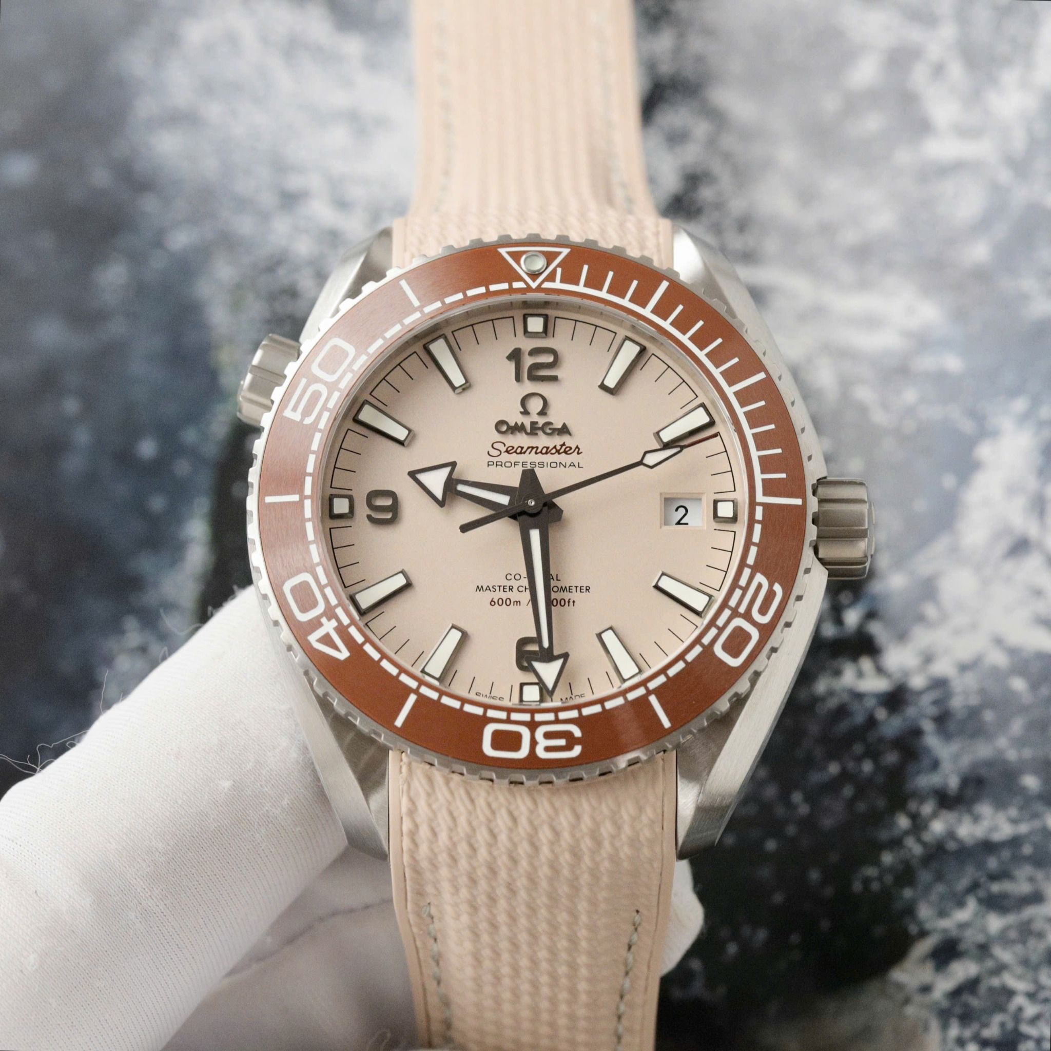 Đồng hồ Omega Seamaster Planet Ocean 600M 215.32.44.21.09.001 43.5 Steel
