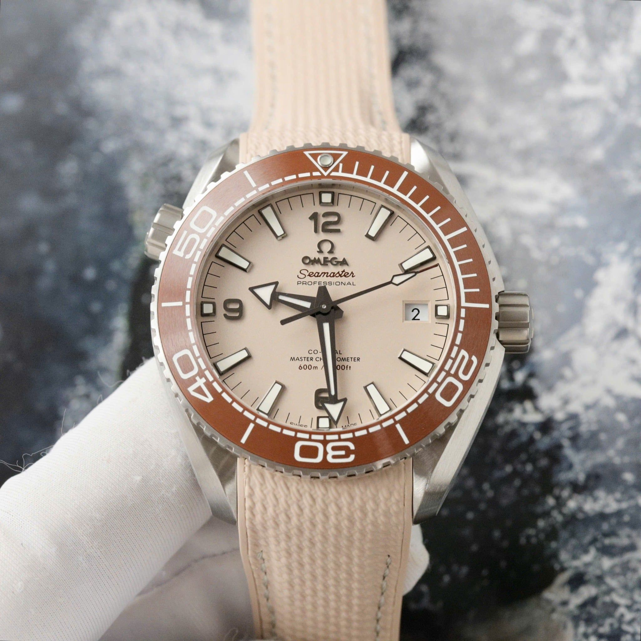 Đồng hồ OMEGA SEAMASTER 43 MM