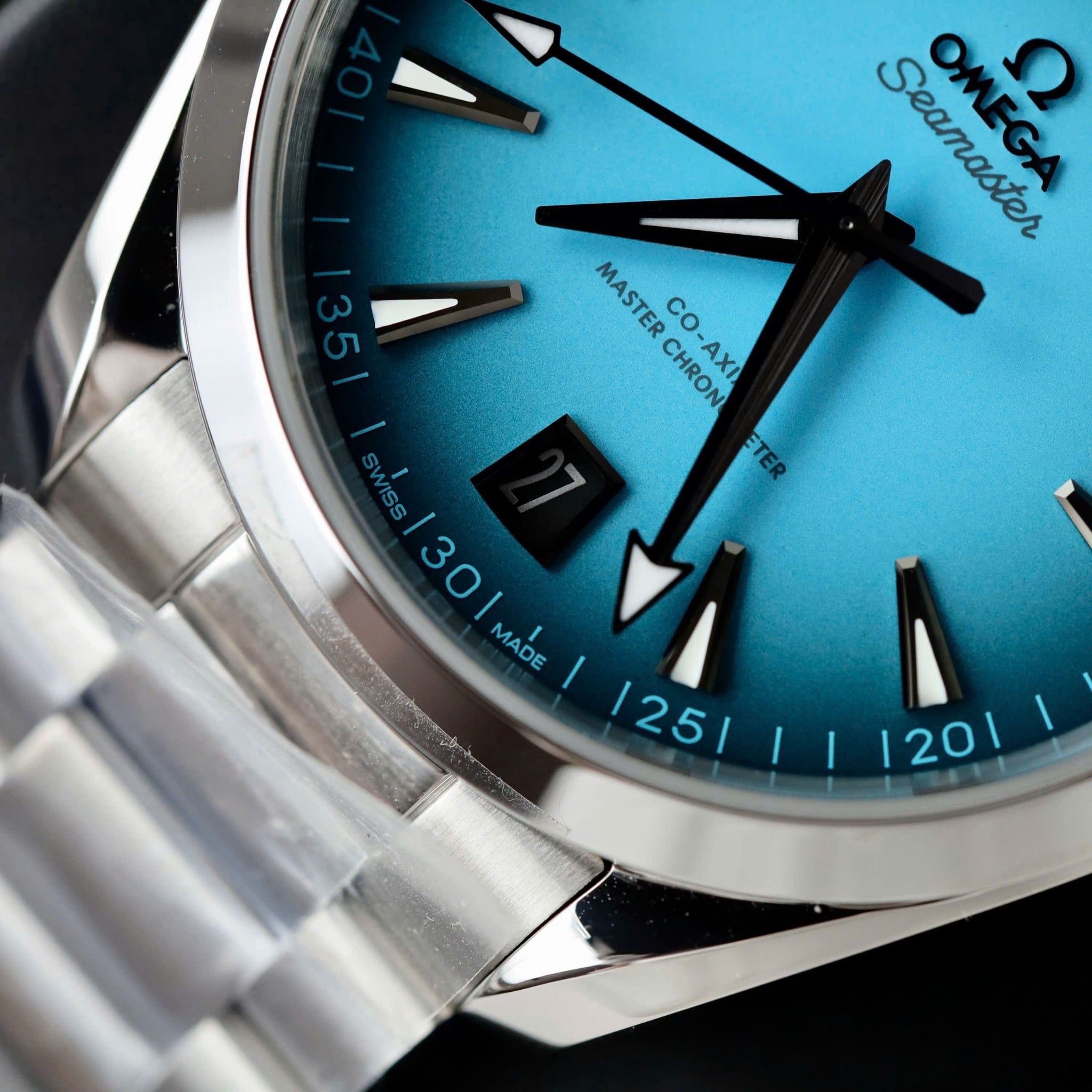 Đồng hồ Omega Seamaster Aqua Terra 150M mặt xanh ngọc lam