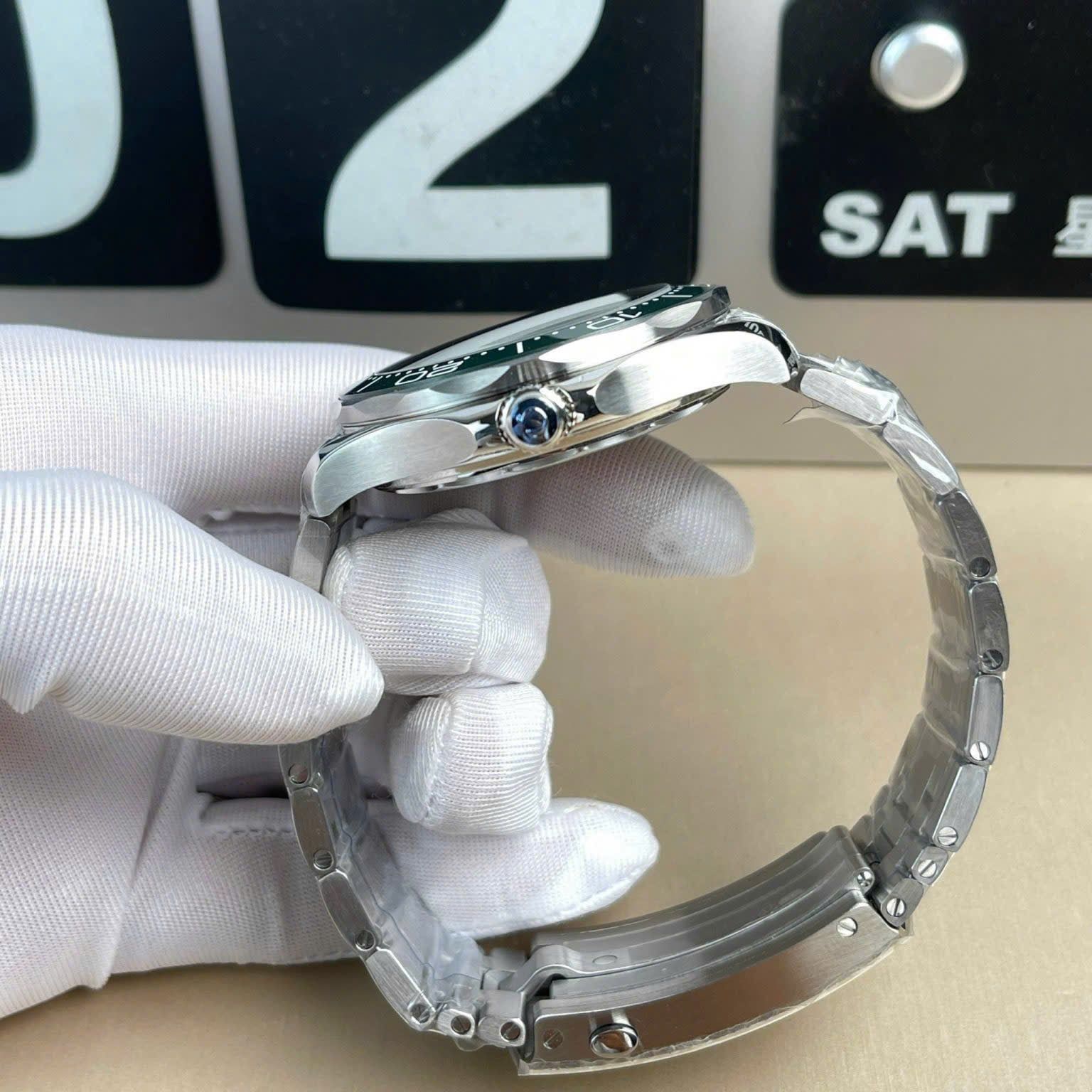 Đồng Hồ Nam Omega Seamaster Diver 210.30.42.20.10.001