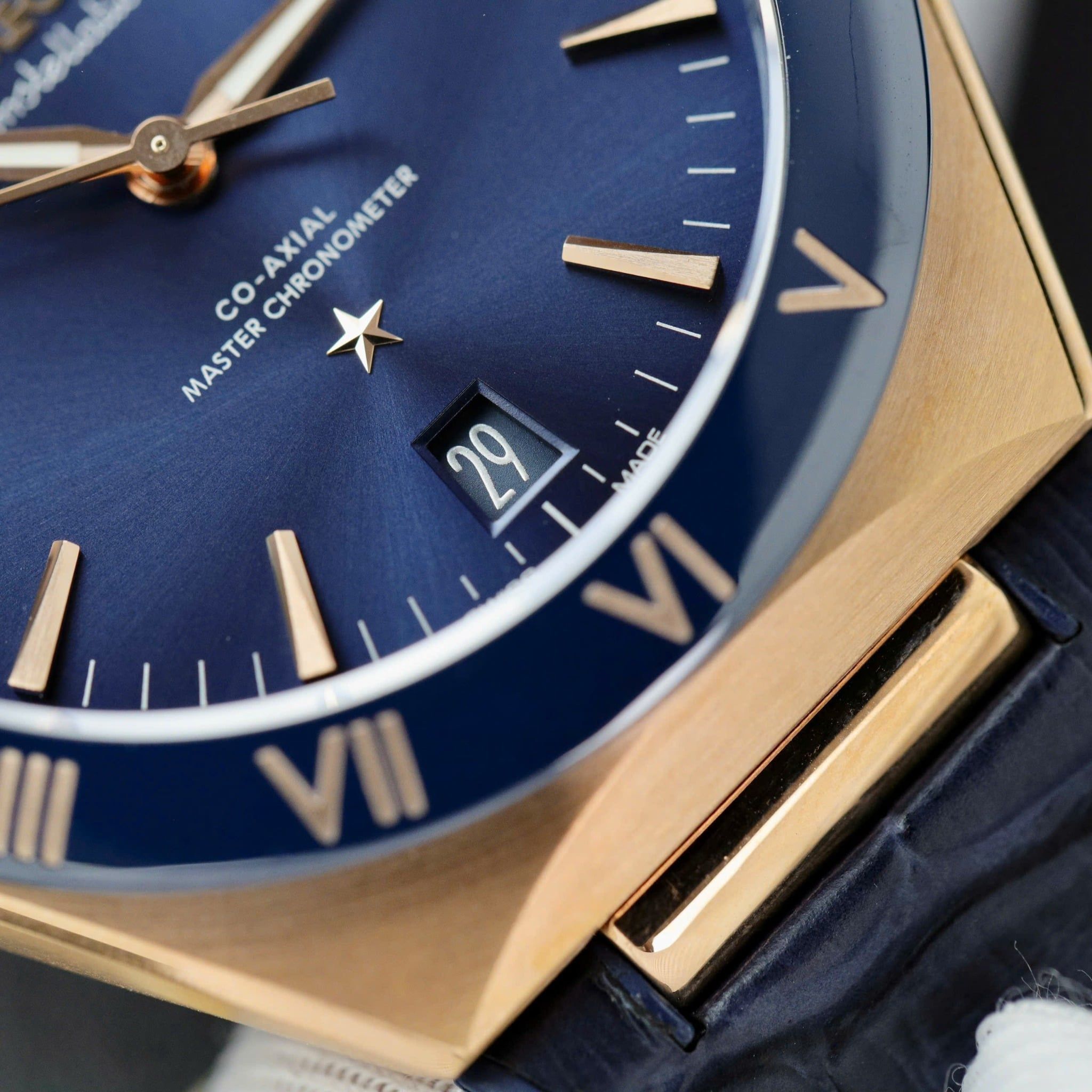 Đồng hồ Omega Constellation 131.33.41.21.03.001 Master 41mm