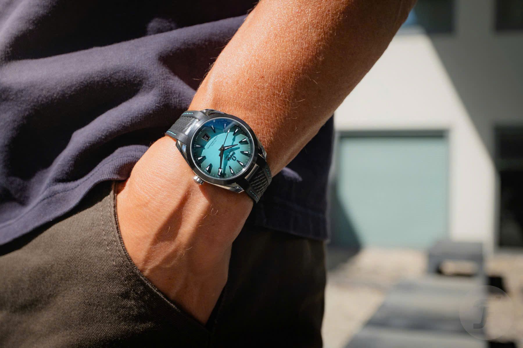 Đồng hồ Omega Seamaster Aqua Terra