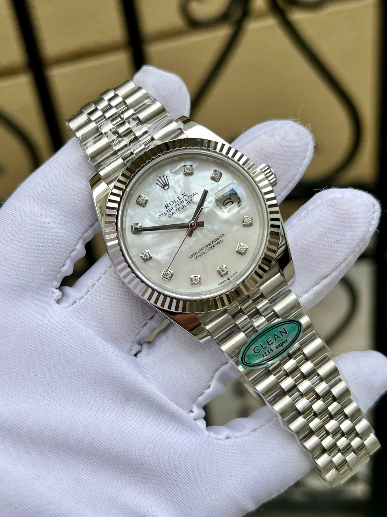 Đồng Hồ Rolex Oyster Perpetual Datejust mặt số xà cừ Trắng