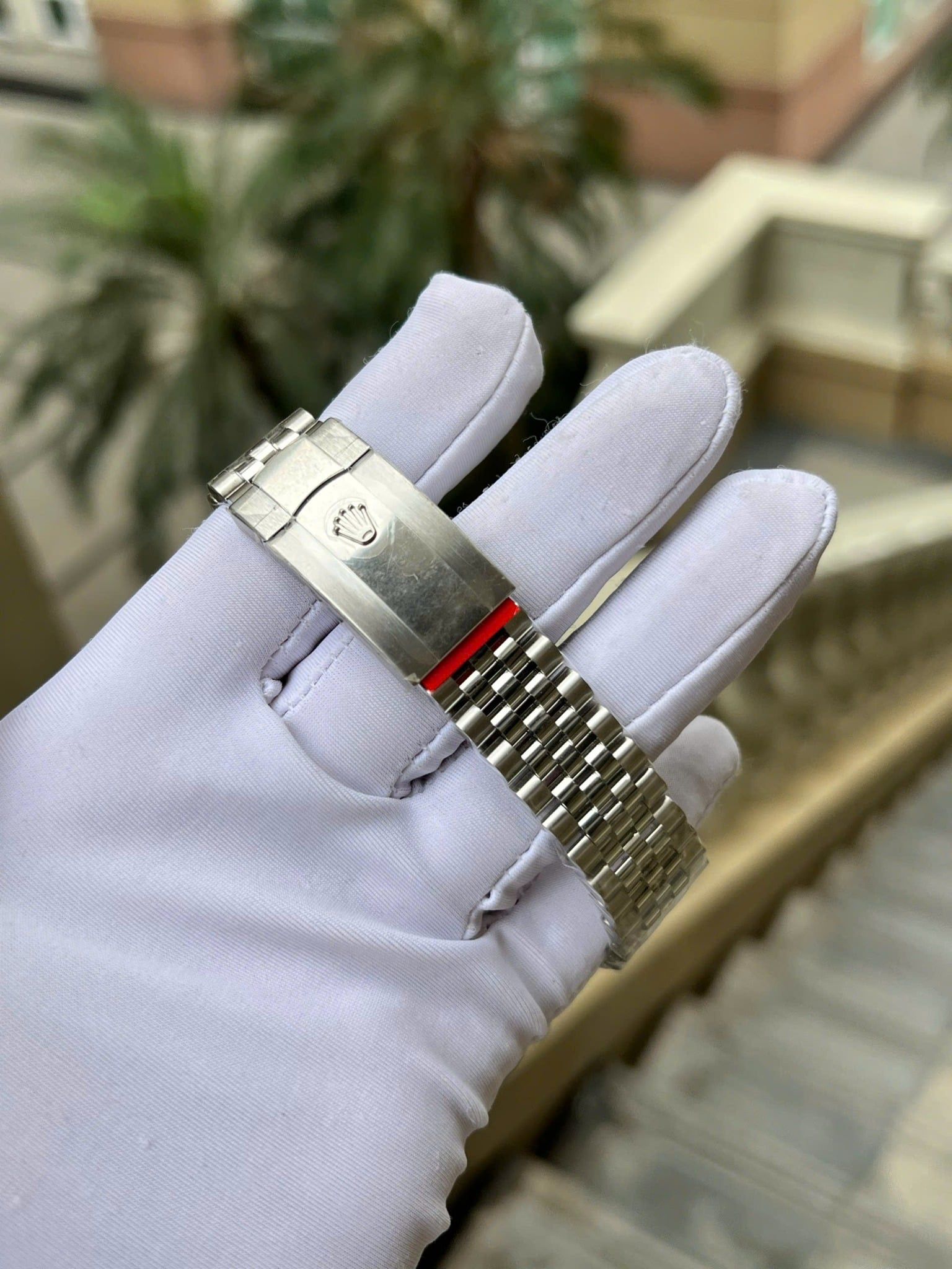 Đồng Hồ Rolex Oyster Perpetual Datejust mặt số xà cừ Trắng