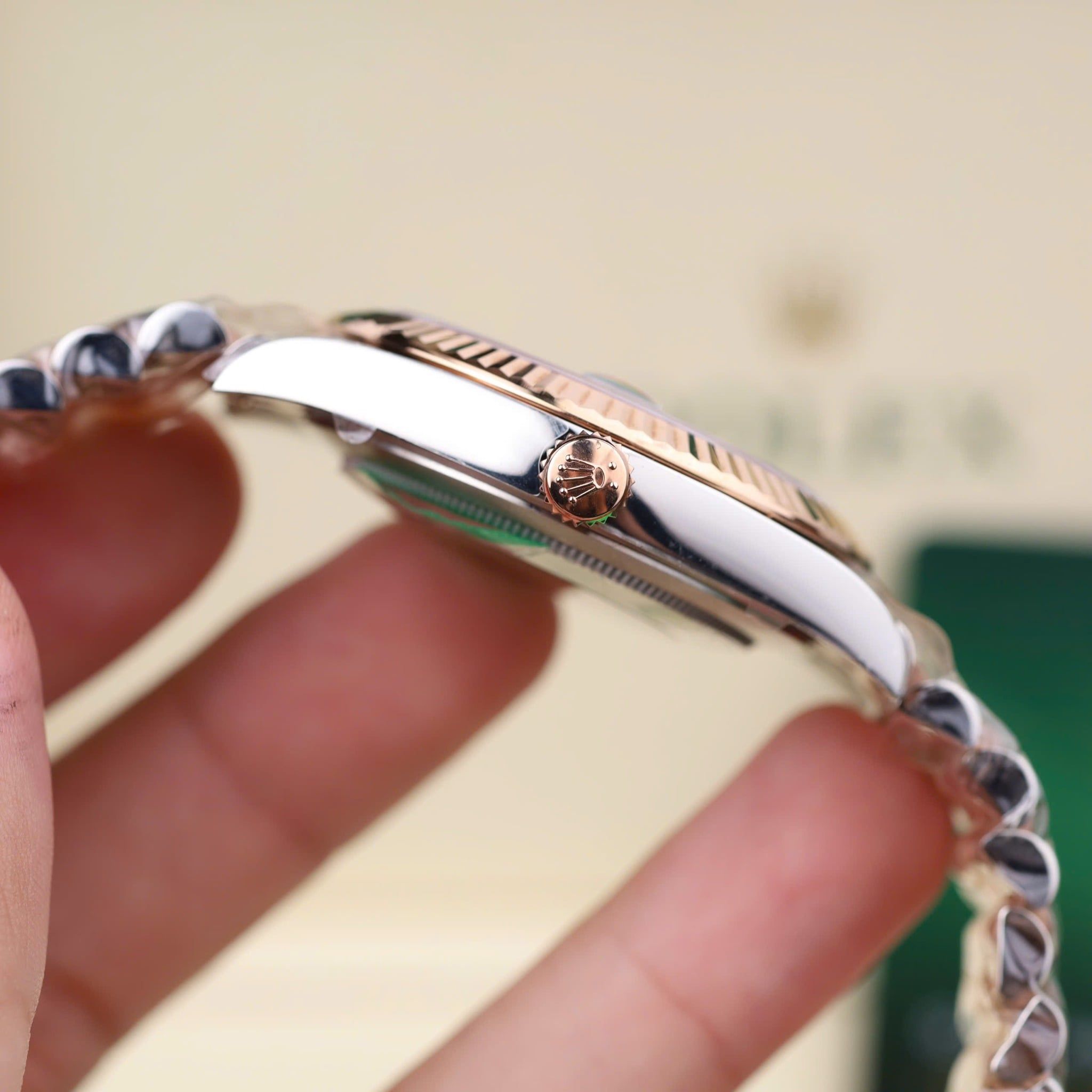 Rolex Datejust 41MM Demi Rose Gold Clean Up Dial MOP xà cừ cọc số Moissanite