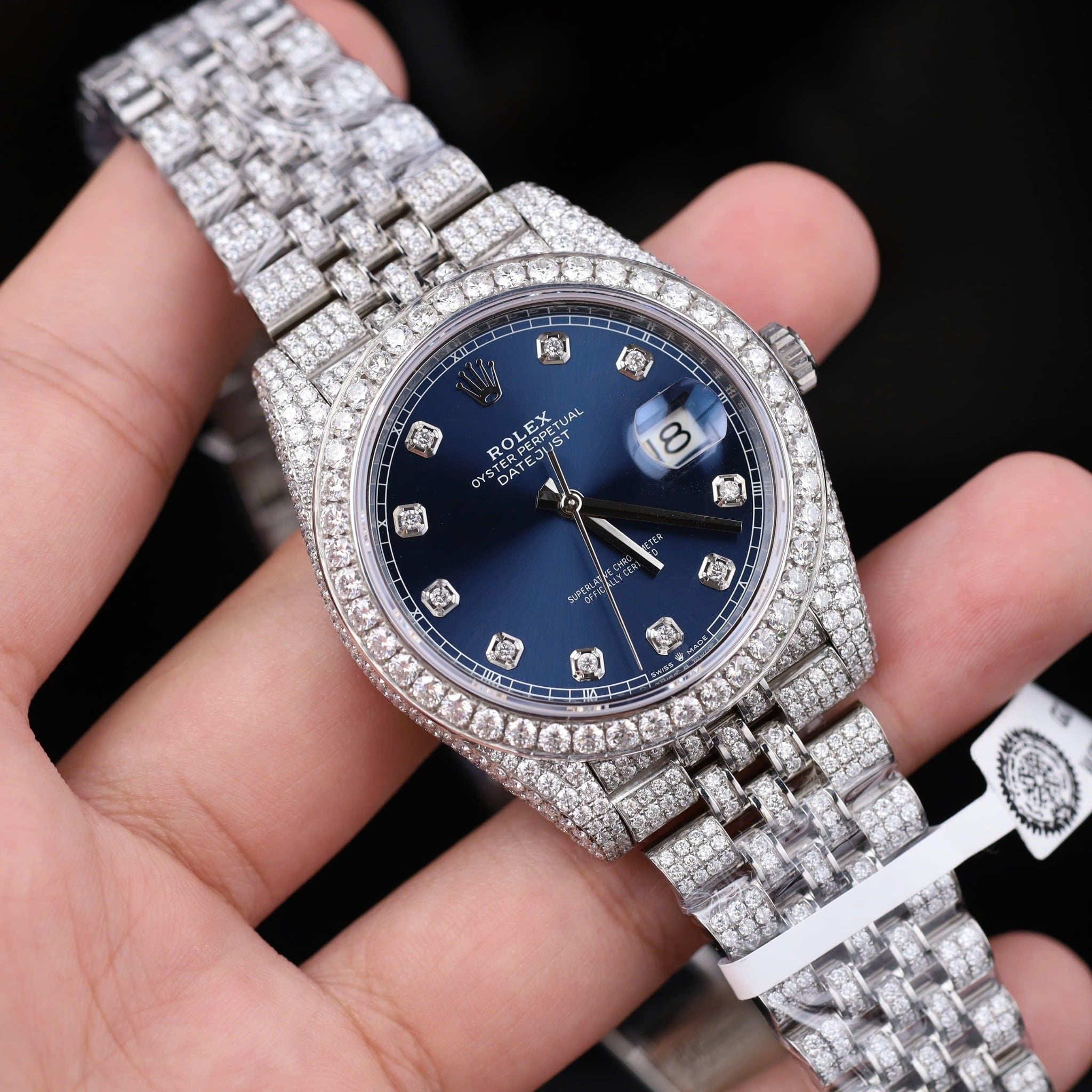 Rolex Oyster Perpetual Datejust bản chế tác độ full hơn 1000 viên kim cương Moissanite