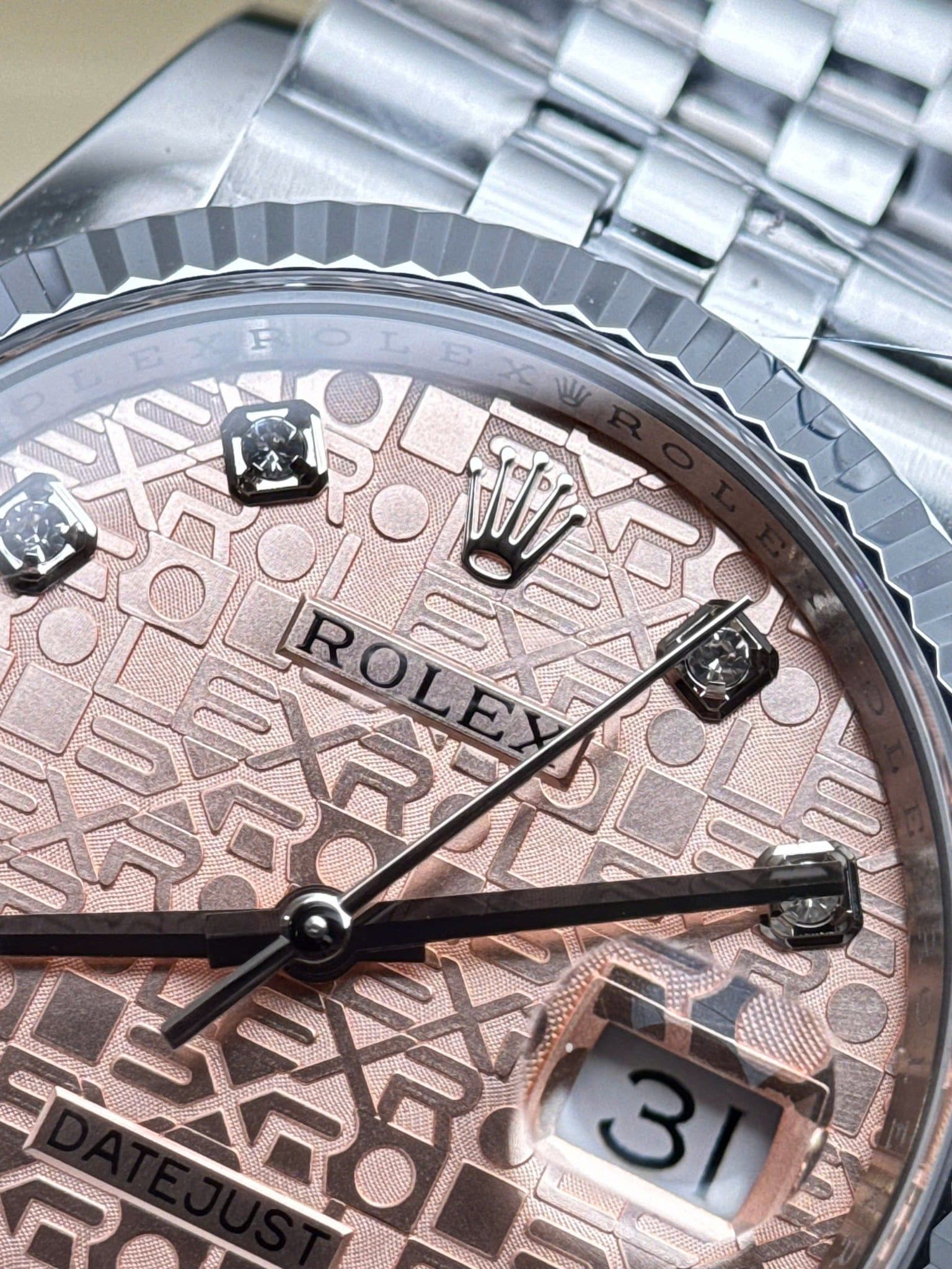 Đồng hồ Rolex Datejust 36mm 126234 Mặt Jubilee hồng Kim cương