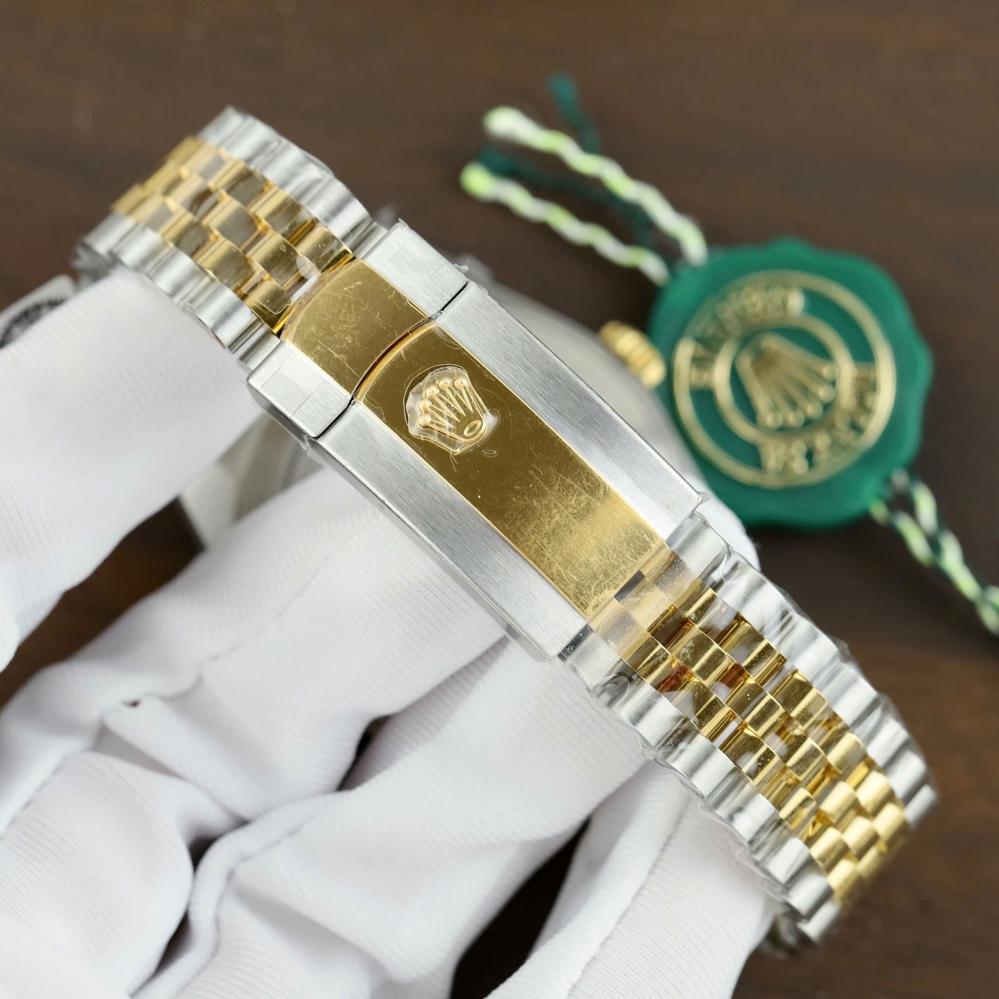 Rolex Datejust 41mm Steel and Yellow Gold 126333 White MOP