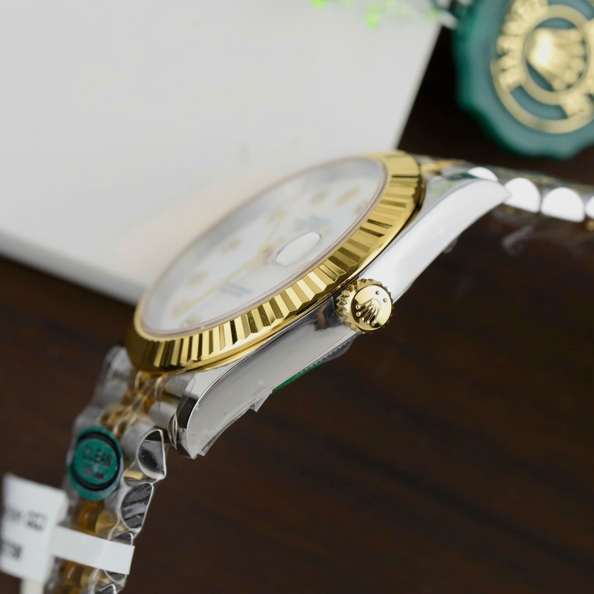Rolex Datejust 41mm Steel and Yellow Gold 126333 White MOP