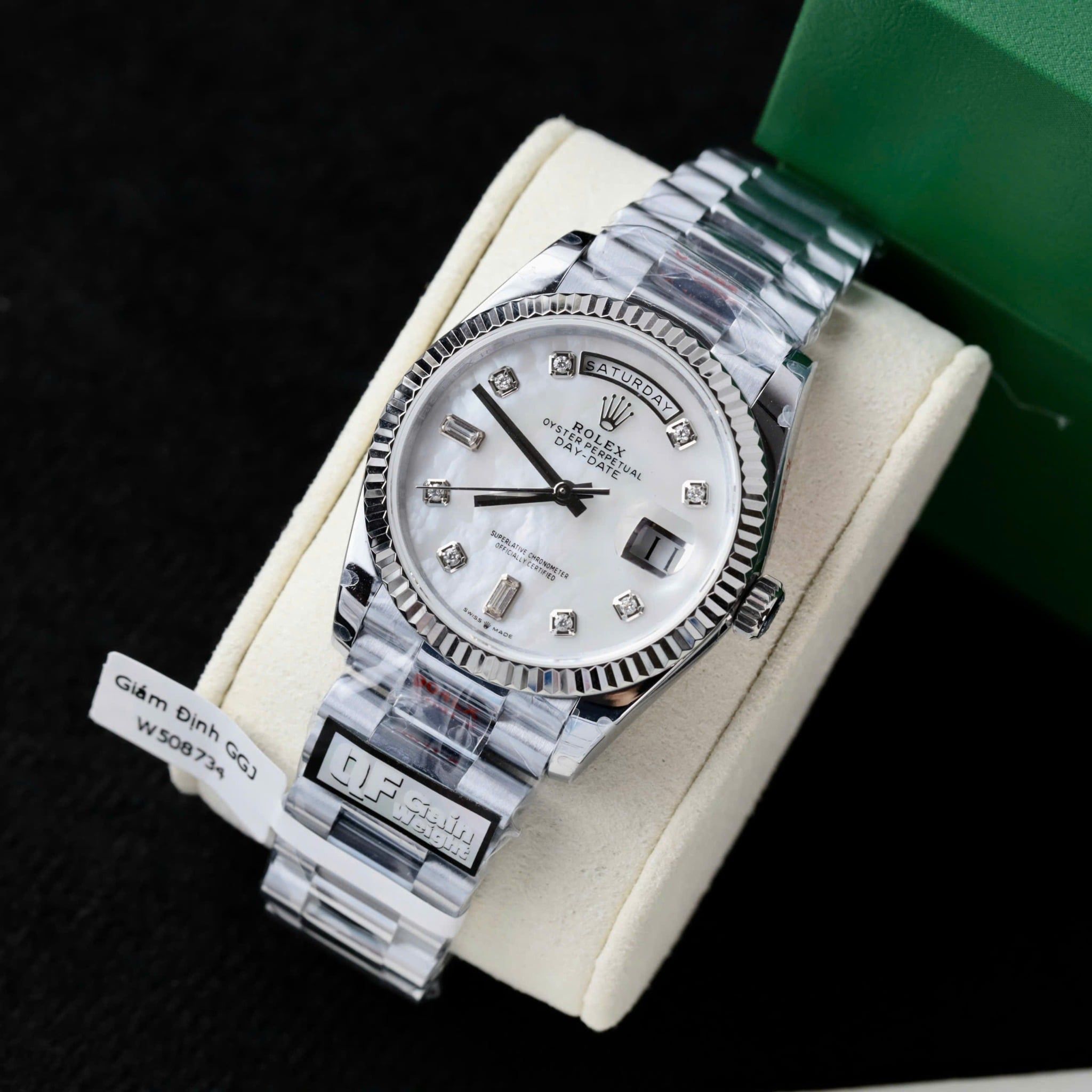 Rolex Oyster Perpetual Day-Date 36mm Mặt Xà cừ Cọc số Kim cương