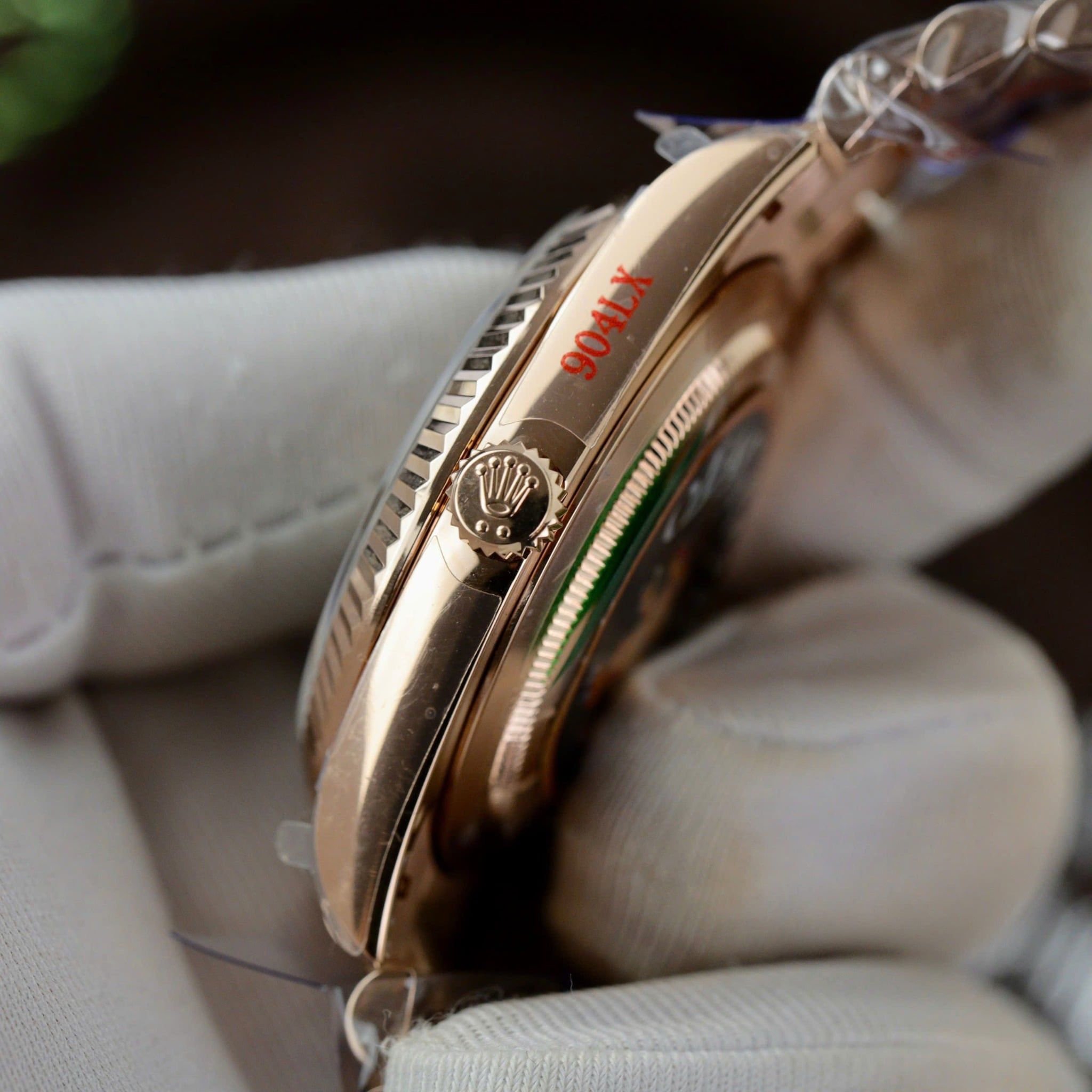 Rolex Day-Date 40mm vàng Everose