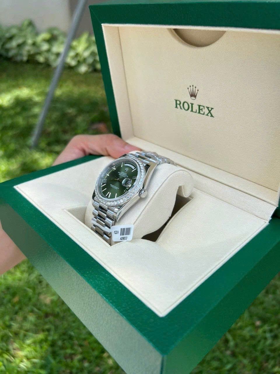 Rolex Day-Date 40mm Mặt Số Xanh Ô Liu