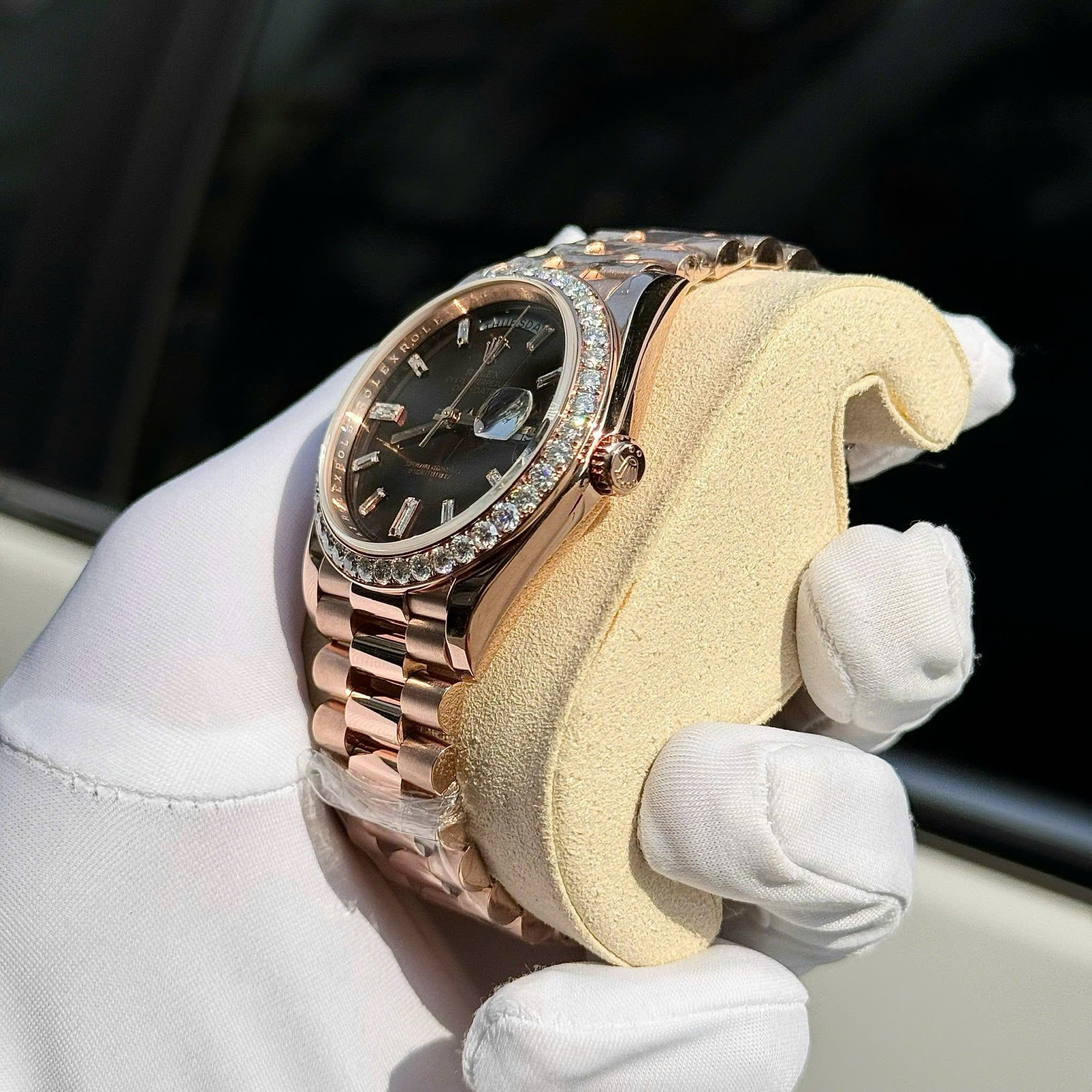 Rolex Day-Date 40mm Vàng hồng Everose Mặt số Socola