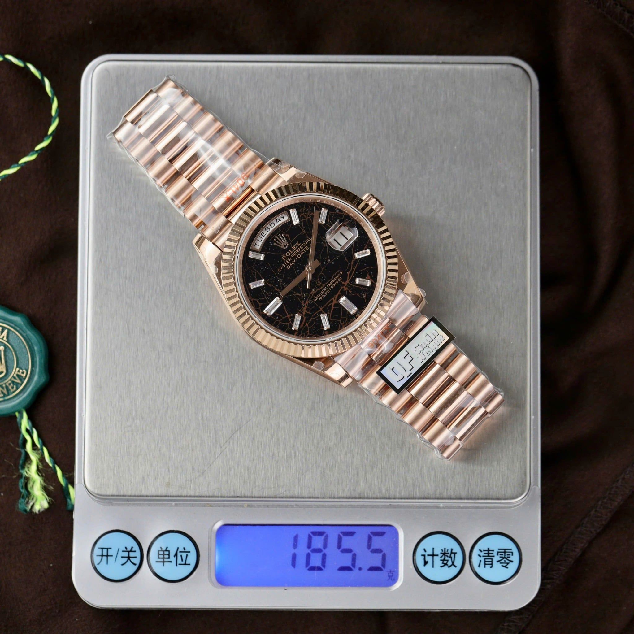 Rolex Day-Date 40mm Mạ vàng hồng 18K