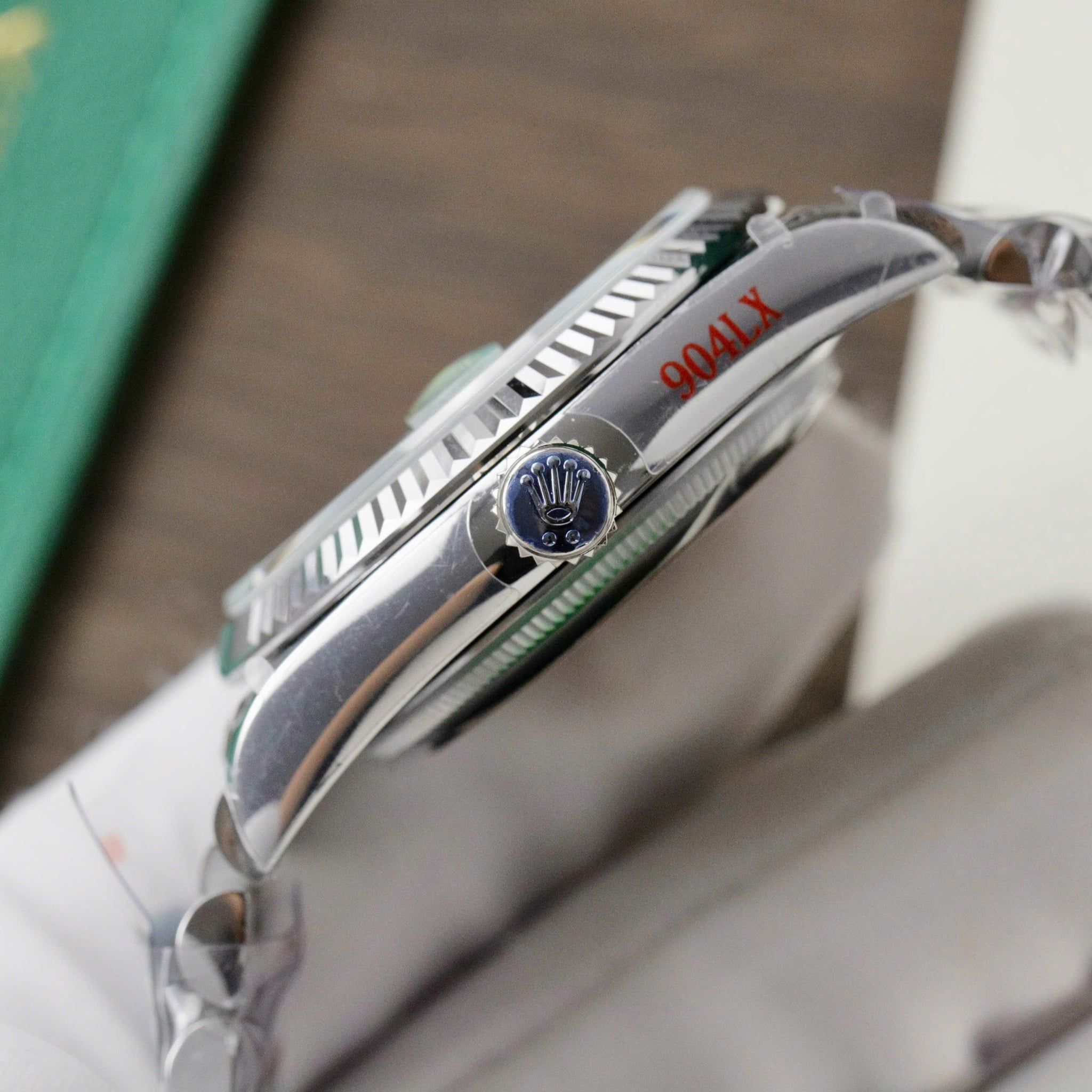 Rolex Oyster Perpetual Day-Date 36mm Mặt số màu Xanh Băng