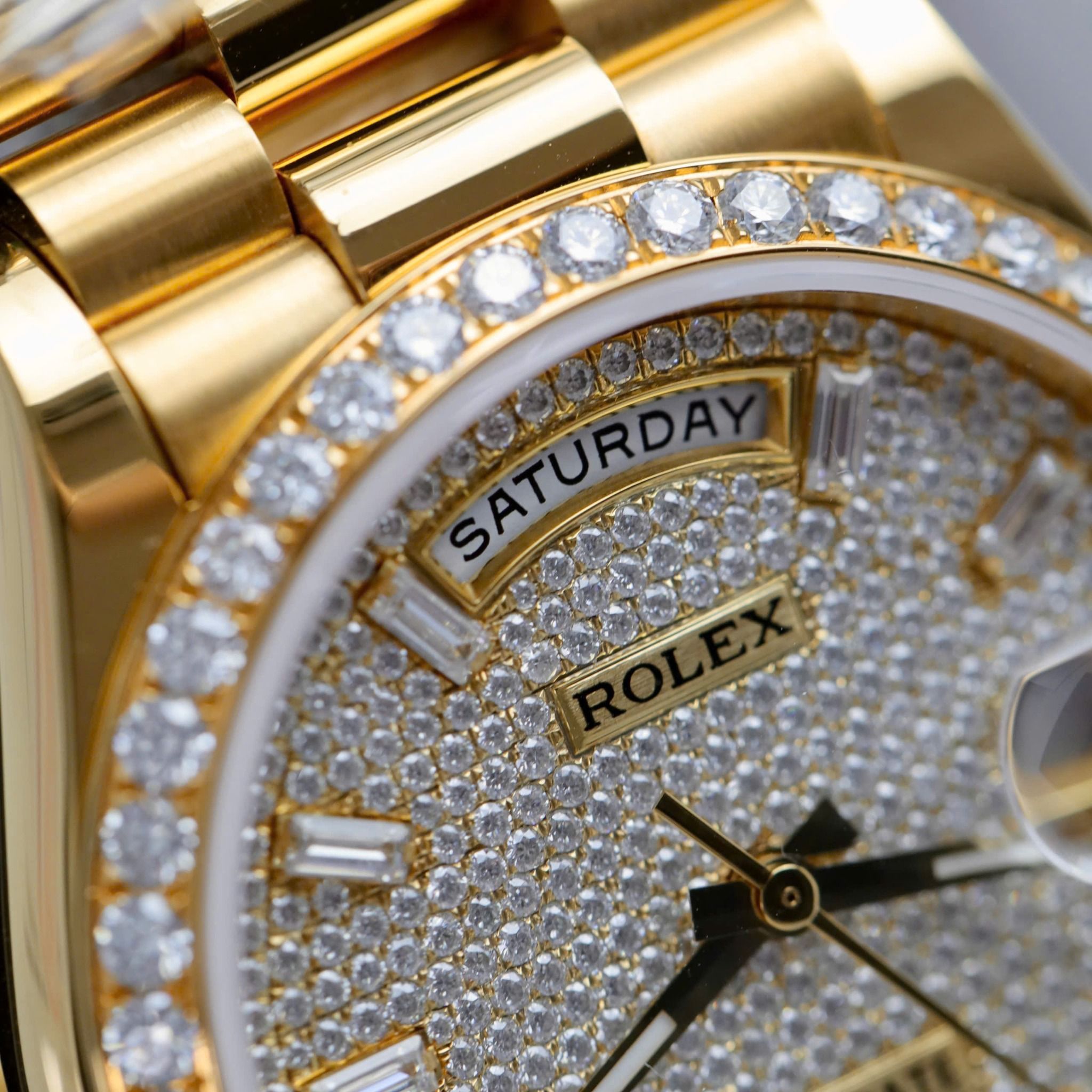 Rolex Day-Date 40mm Vàng18K Nạm Kim Cương