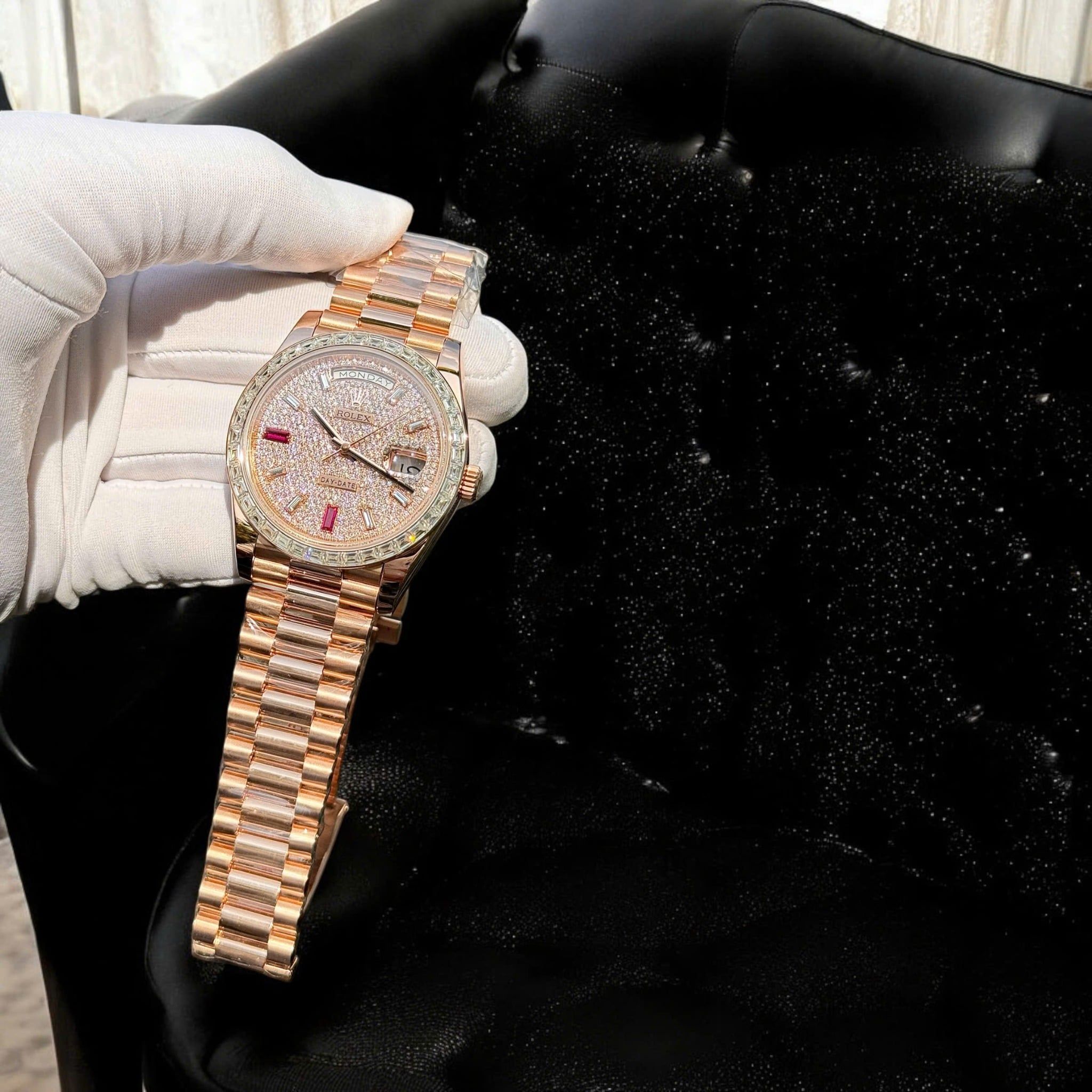 ROLEX DAY-DATE 40 MM Bọc Vàng 18k + Kim Moisanite