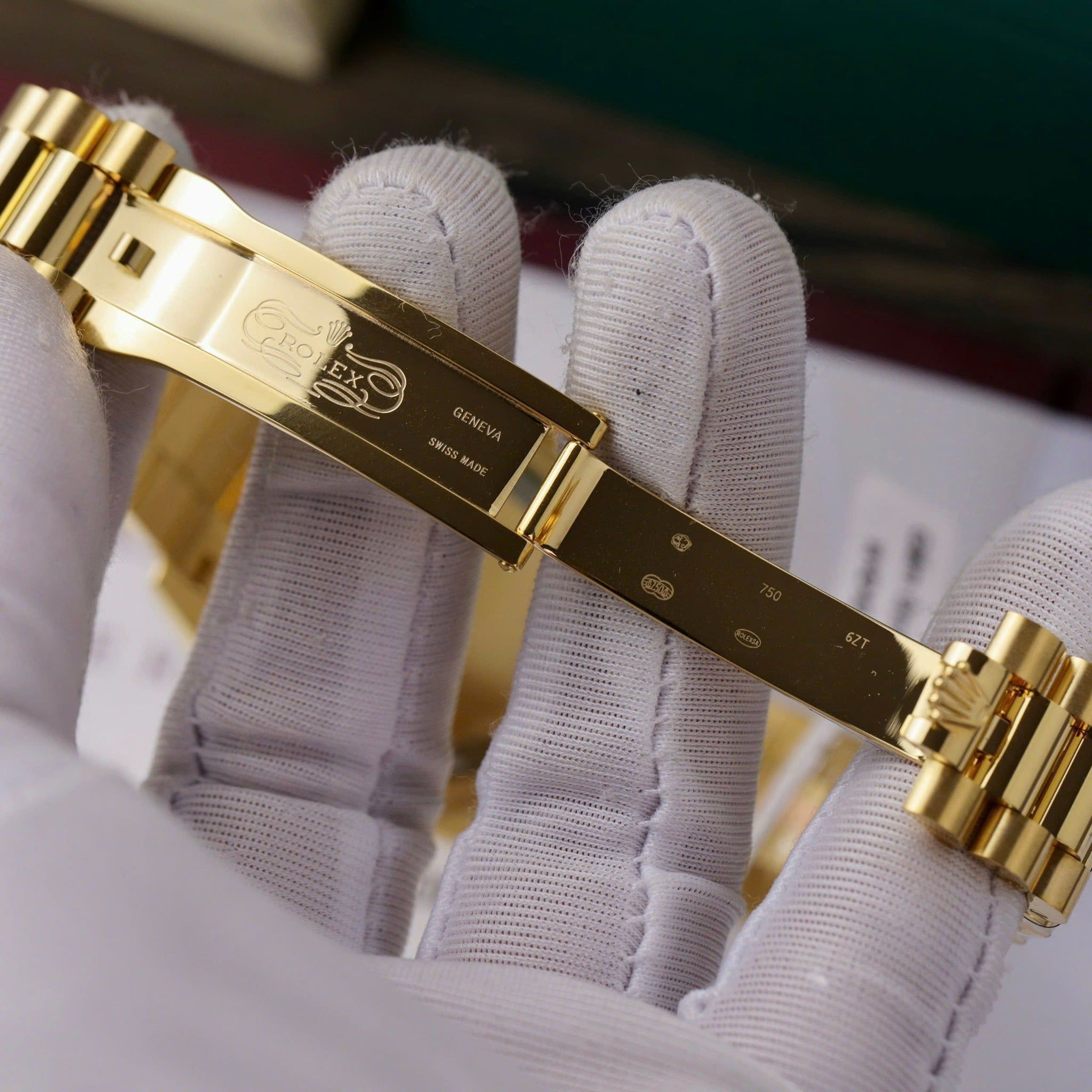Rolex Oyster Perpetual Day-Date Vàng 18K Mặt Số Ngọc Lam