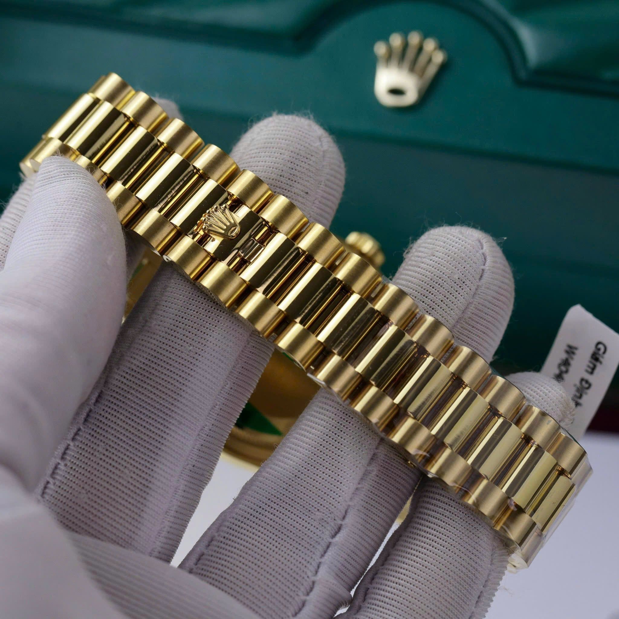 Rolex Oyster Perpetual Day-Date Vàng 18K Mặt Số Ngọc Lam