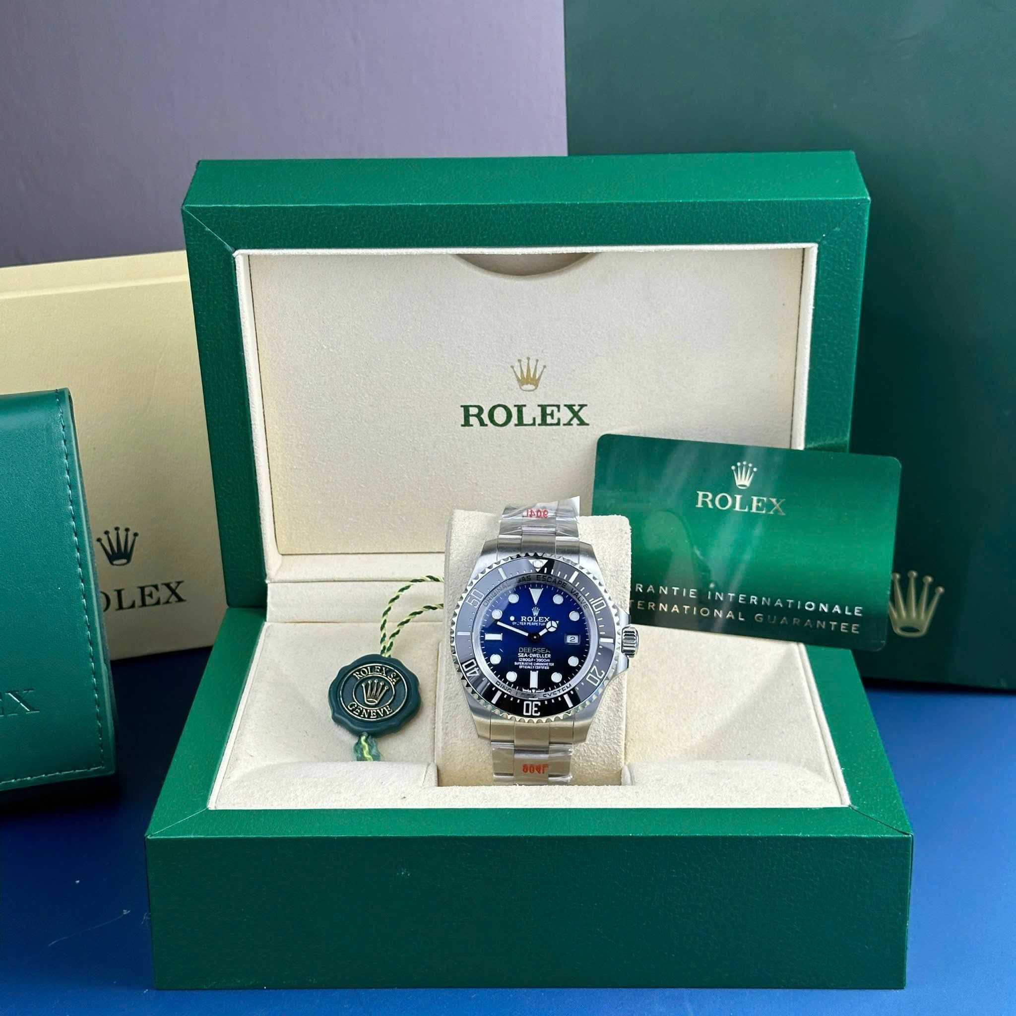 Rolex Deepsea Sea-Dweller 126660 'James Cameron'