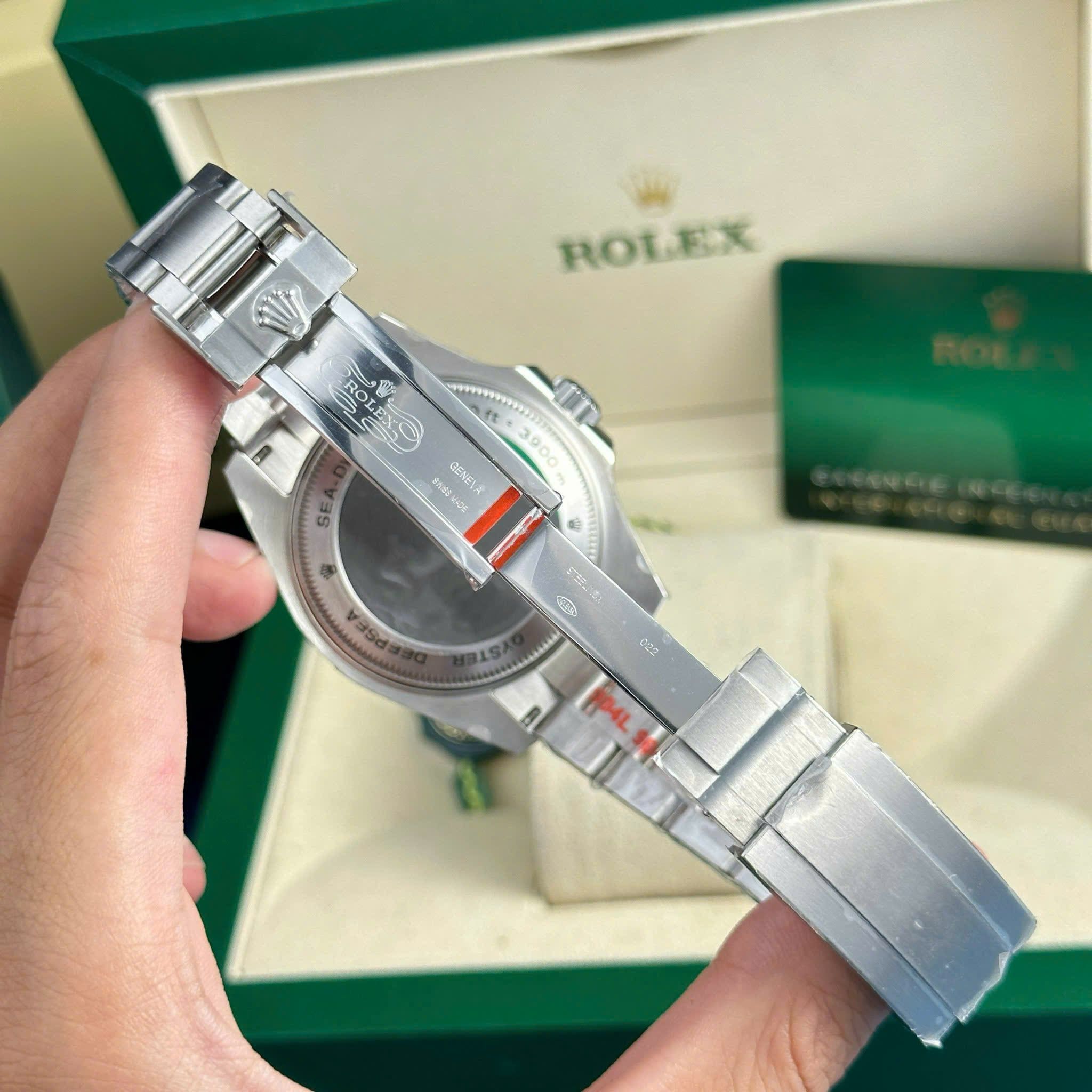 Rolex Deepsea Sea-Dweller 126660 'James Cameron'