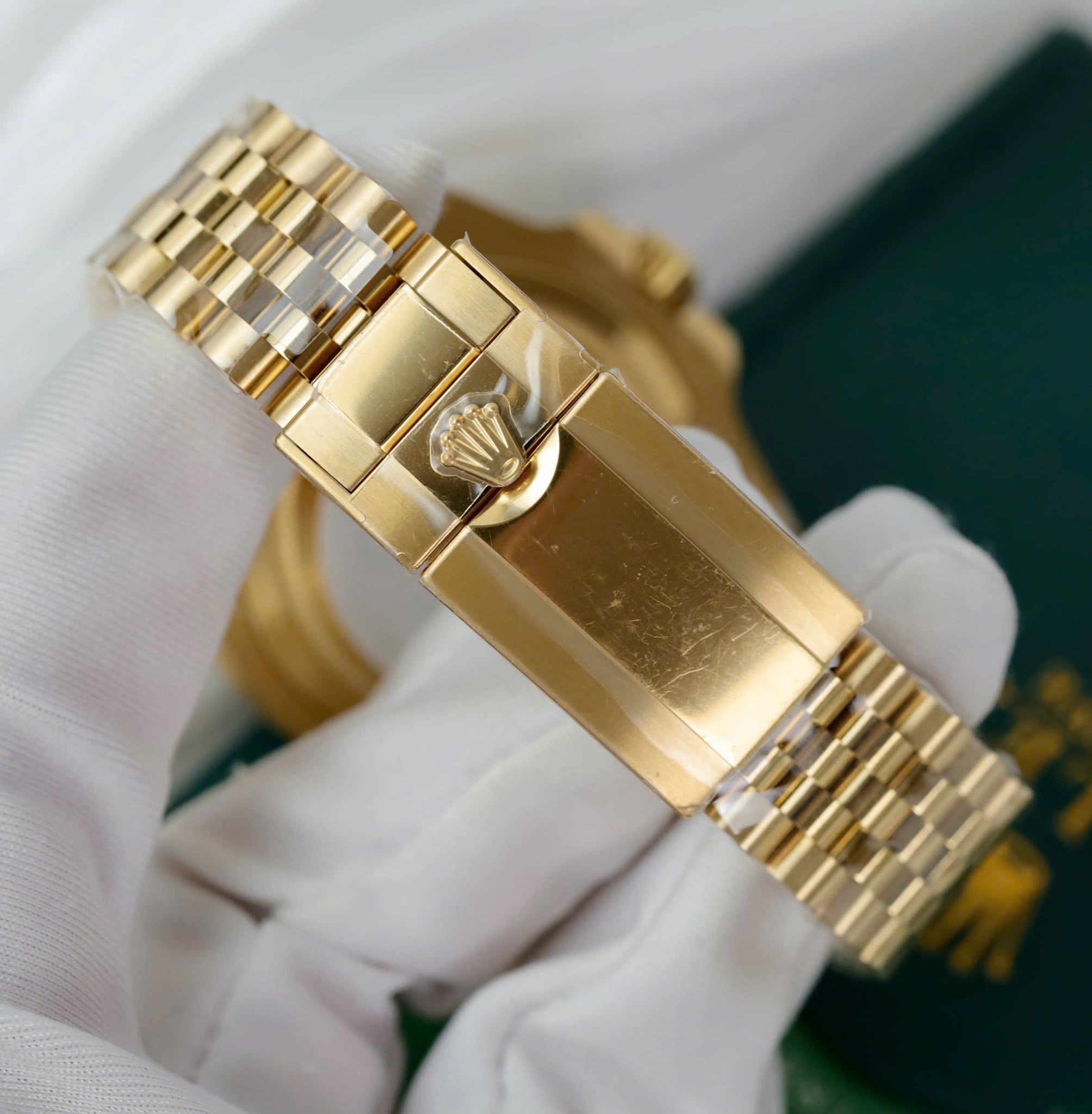 Rolex GMT-Master II 40mm Mặt Đá Mắt Hổ