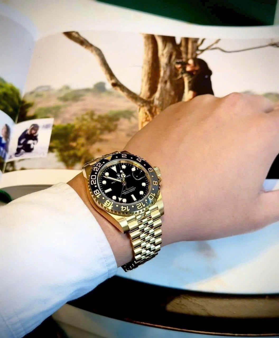 Rolex GMT-Master II 40mm