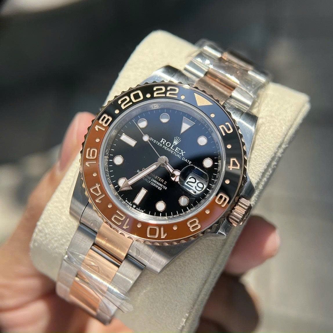 Rolex GMT-Master II 40mm