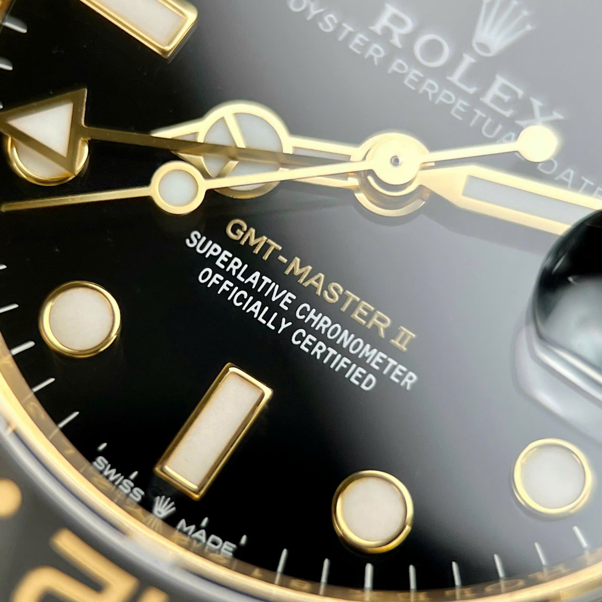 Rolex GMT-Master II Gold 18K