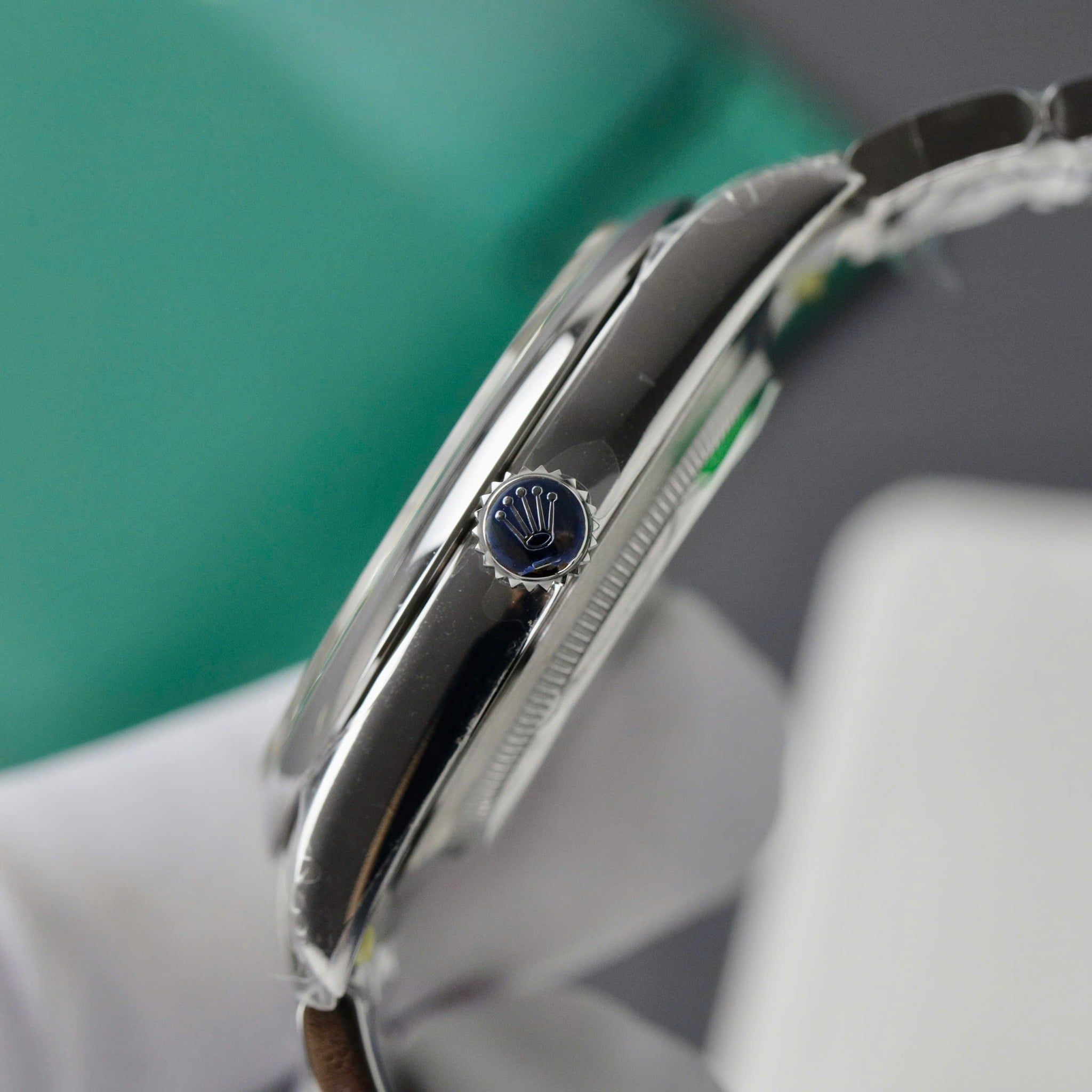 Đồng hồ Rolex Oyster Perpetual 41 M124300-0005 124300-0005 Thép Oystersteel Mặt Xanh lá