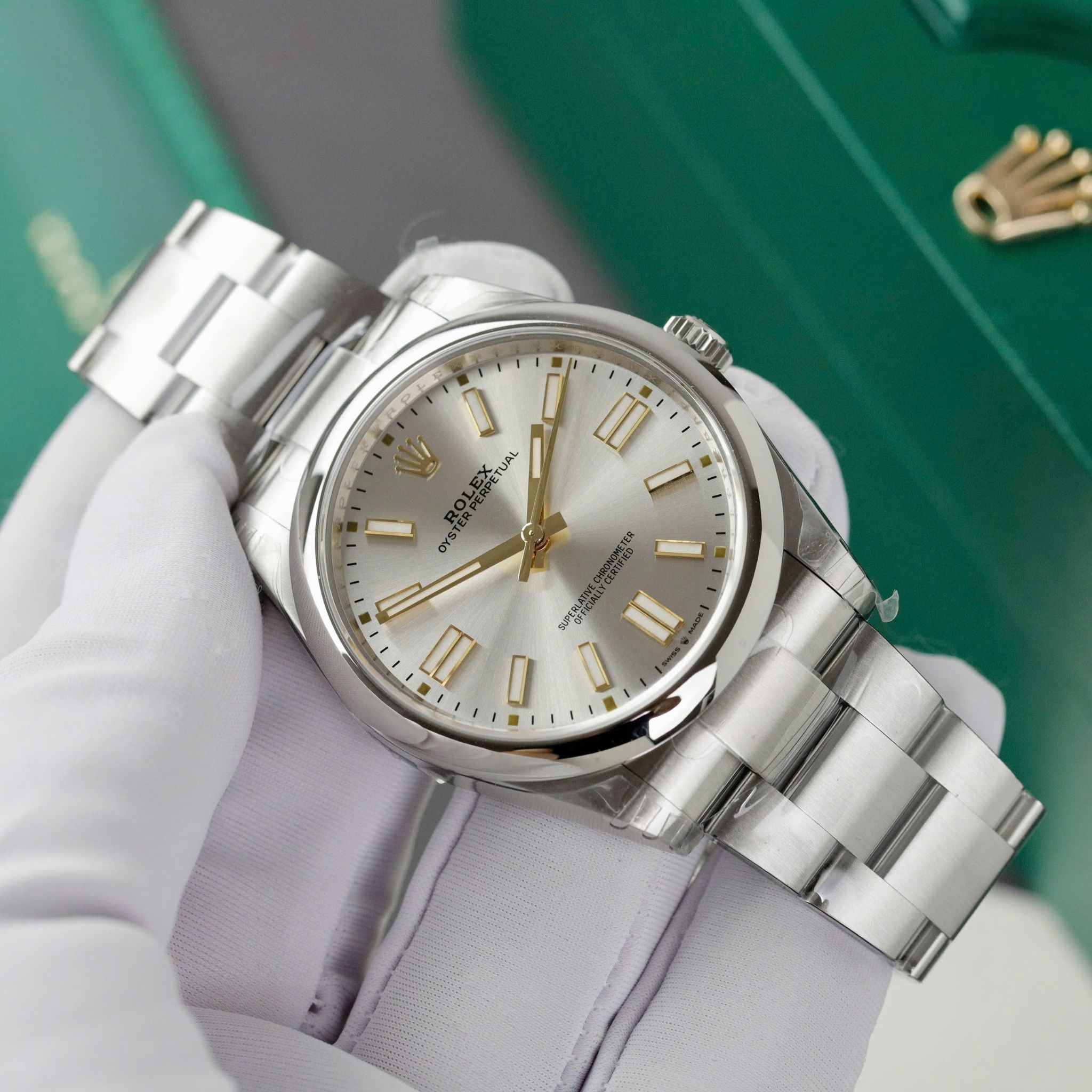 Đồng hồ Rolex Oyster Perpetual 41 M124300-0001 124300-0001 Thép Oystersteel Mặt bạc