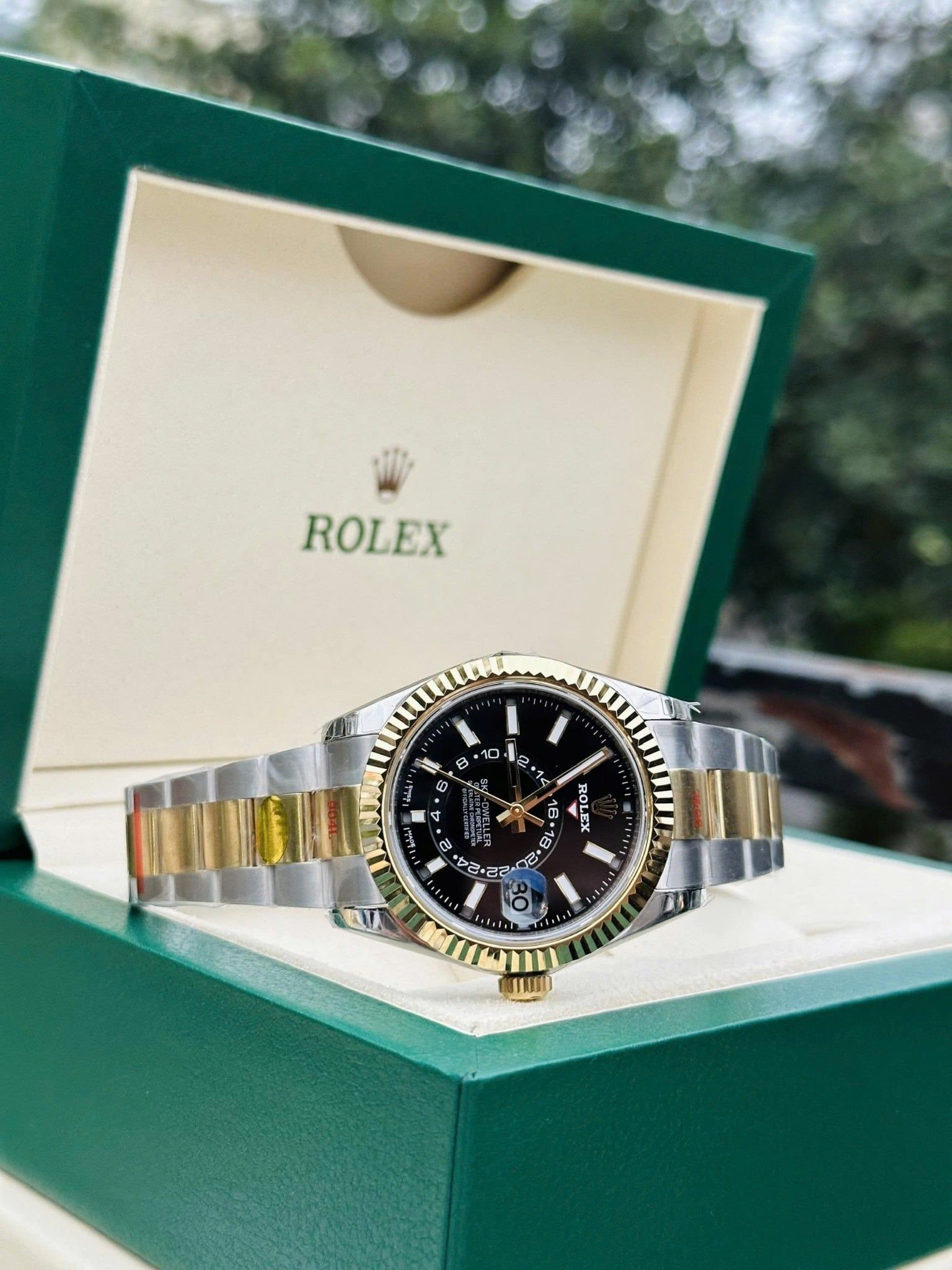 Rolex Sky Dweller 336933 Mặt Số Đen Dây Đeo Oyster