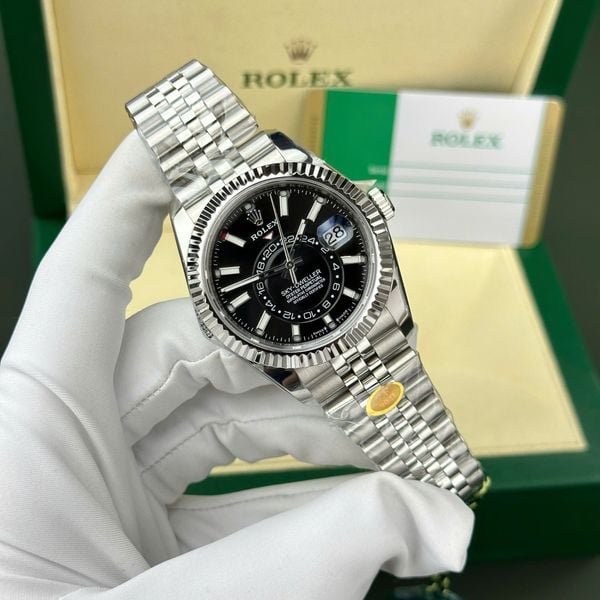 Rolex Sky-Dweller 326934 42mm Mặt Số Màu Đen