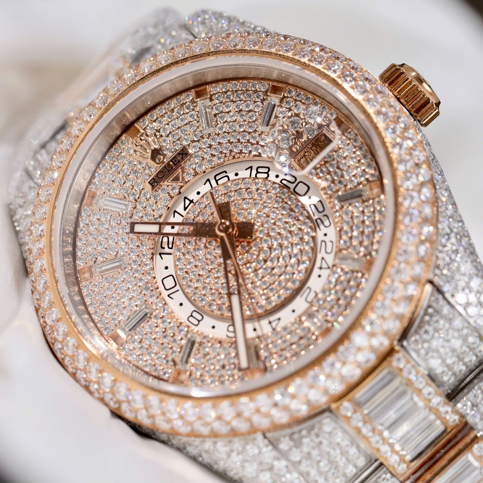 Rolex Sky Dweller 326934 42mm Vàng Hồng Mặt Số Kim Cương