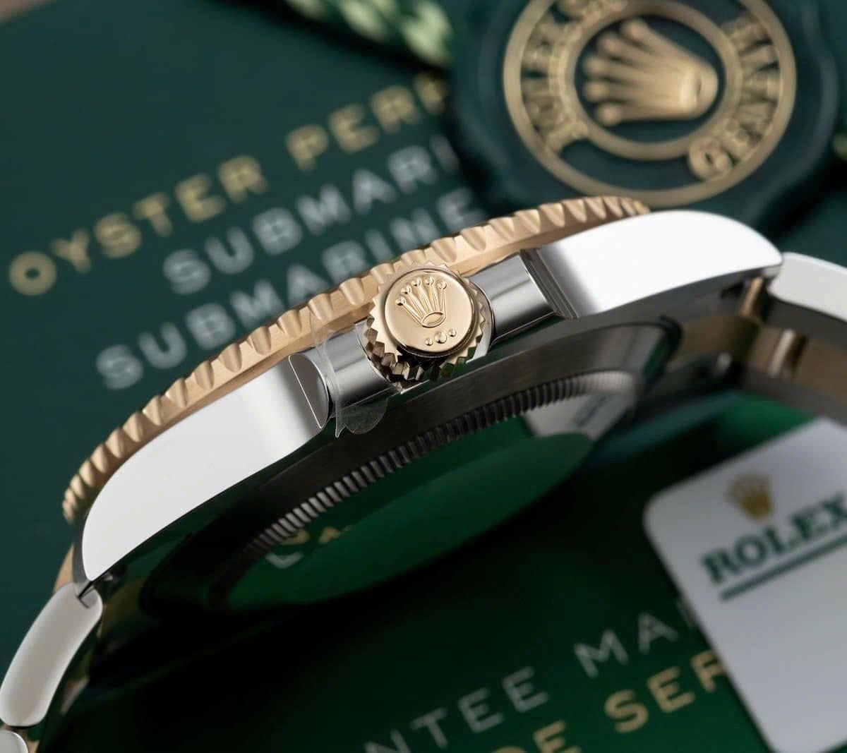 Rolex Submariner Date 40mm