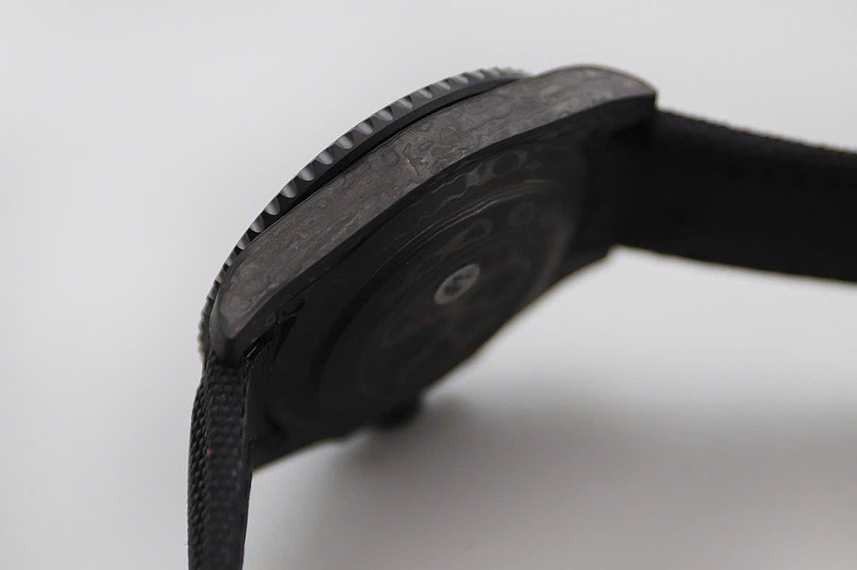 Đồng hồ Rolex Green Submariner DIW Carbon Fiber