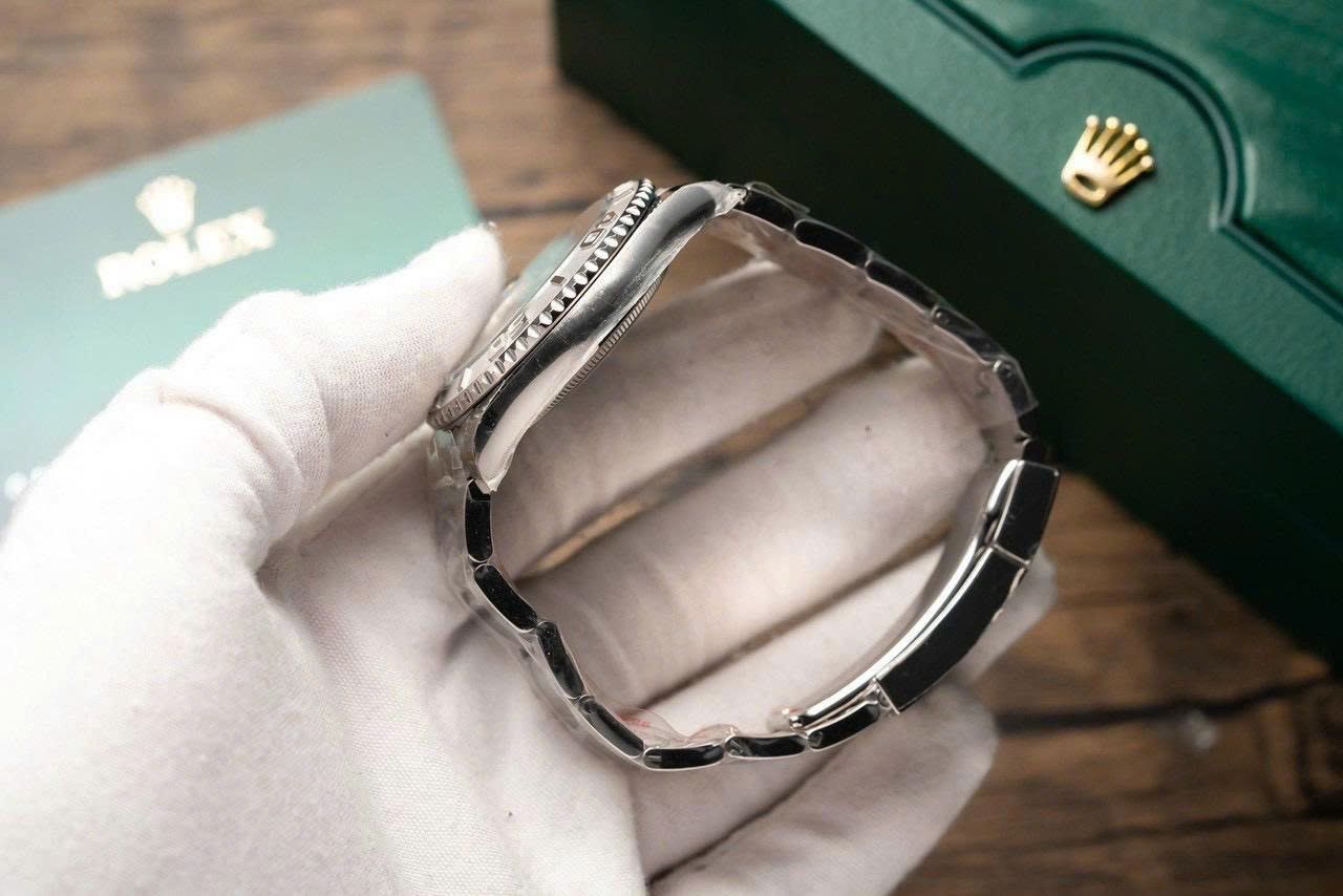 Rolex Yacht Master 126622 Gray Rhodium Dial Steel 40mm