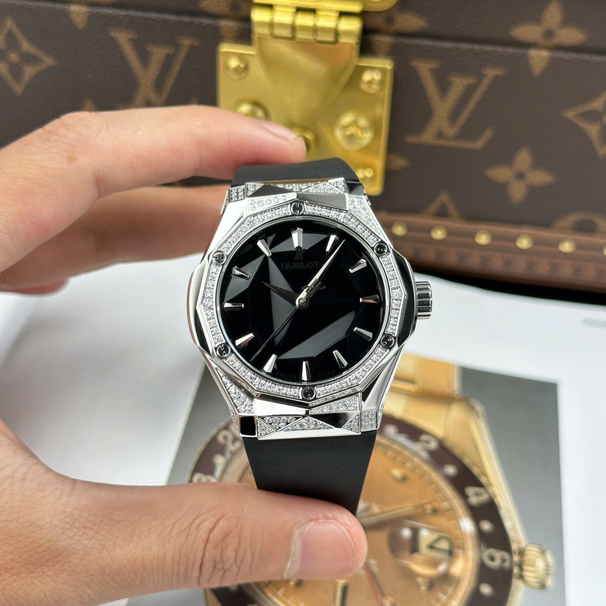 Đồng Hồ Hublot Classic Fusion Orlinski 40mm Rep 1:1 Chế Tác Chuẩn Hãng Thép Sịn Kim Cương Moissanite  Demi