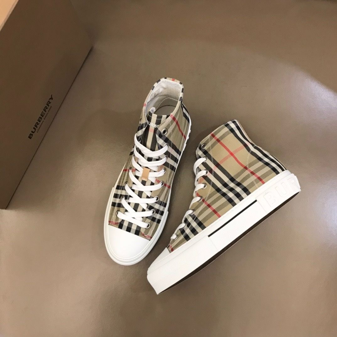 Giày Thể Thao Cổ Cao Burberry
