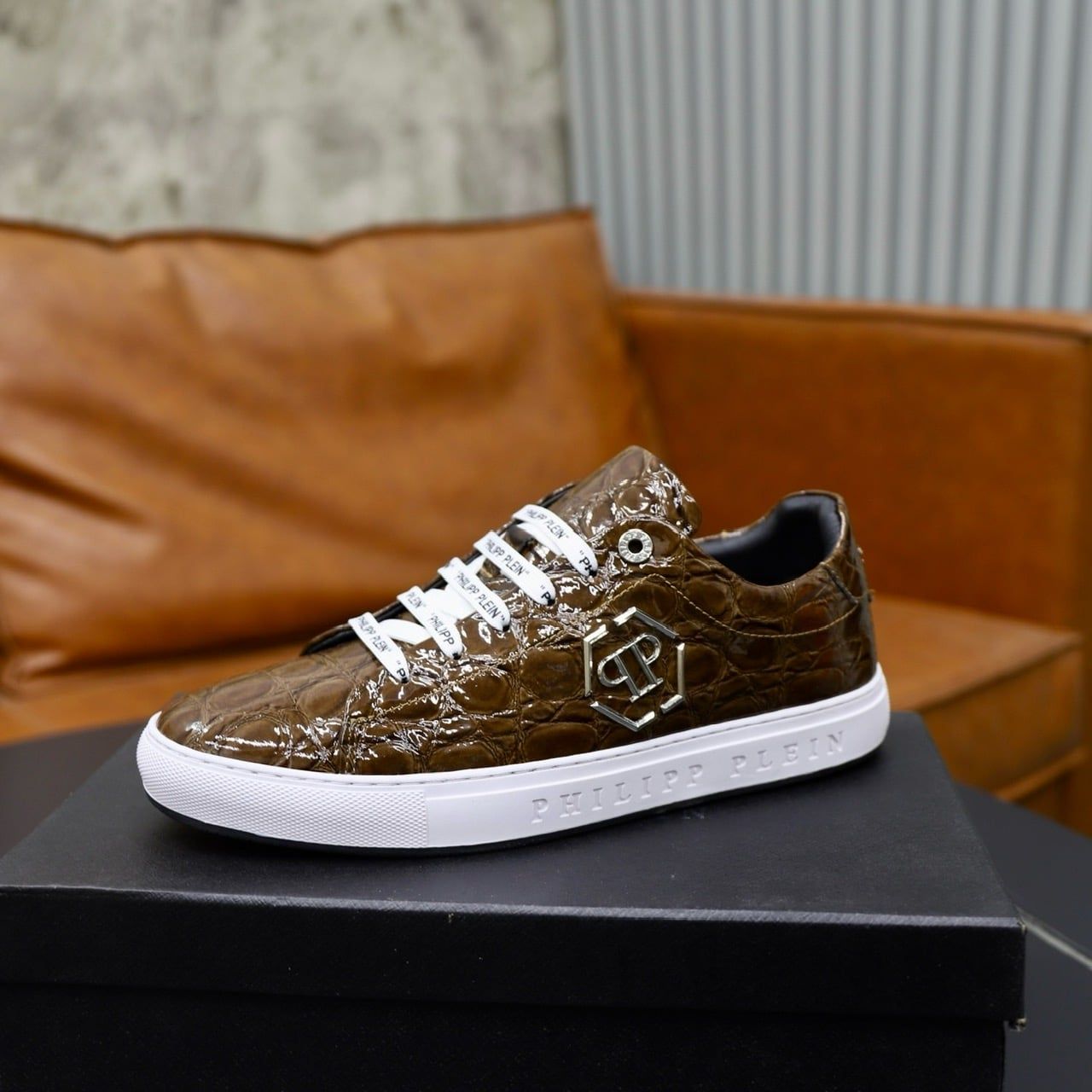 Giày Philipp Plein Da bê Cổ thấp Vân cá sấu dập nổi